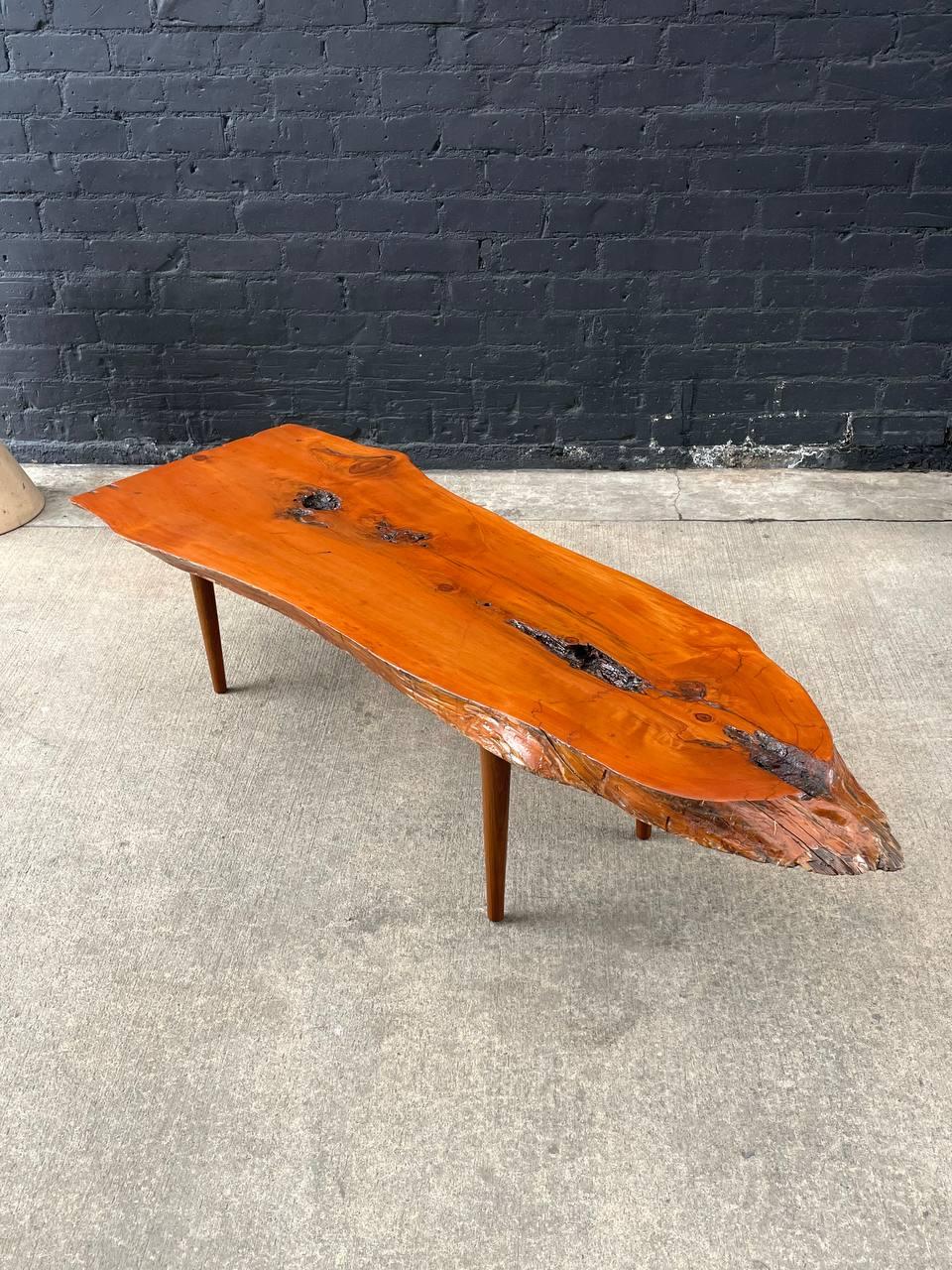 Newly Refinished - Mid-Century Modern Solid Slab Free-Form Coffee Table In Excellent Condition For Sale In Los Angeles, CA