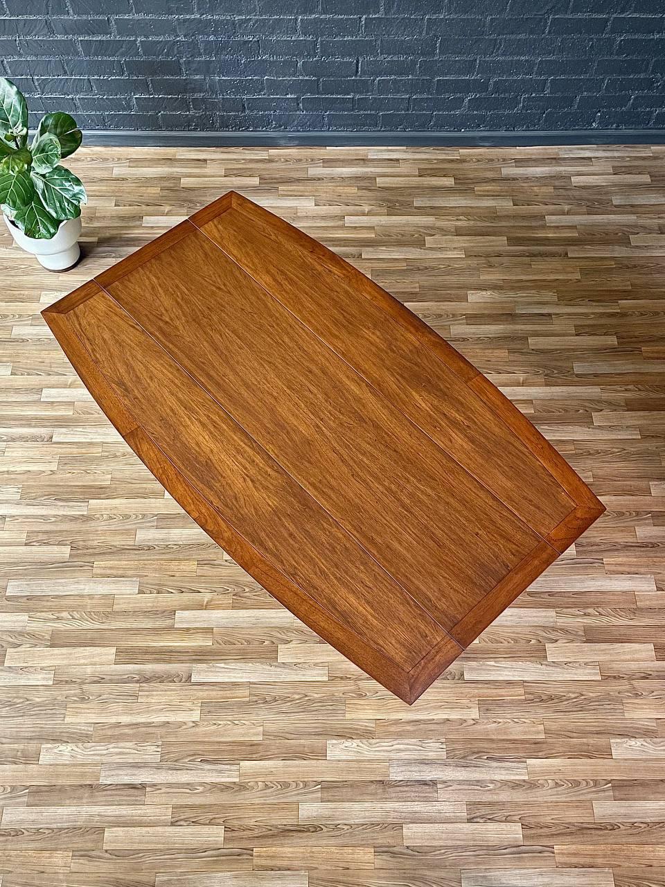 Newly Refinished - Mid-Century Modern “Sophisticate” Drop-Leaf Dining Table For Sale 1