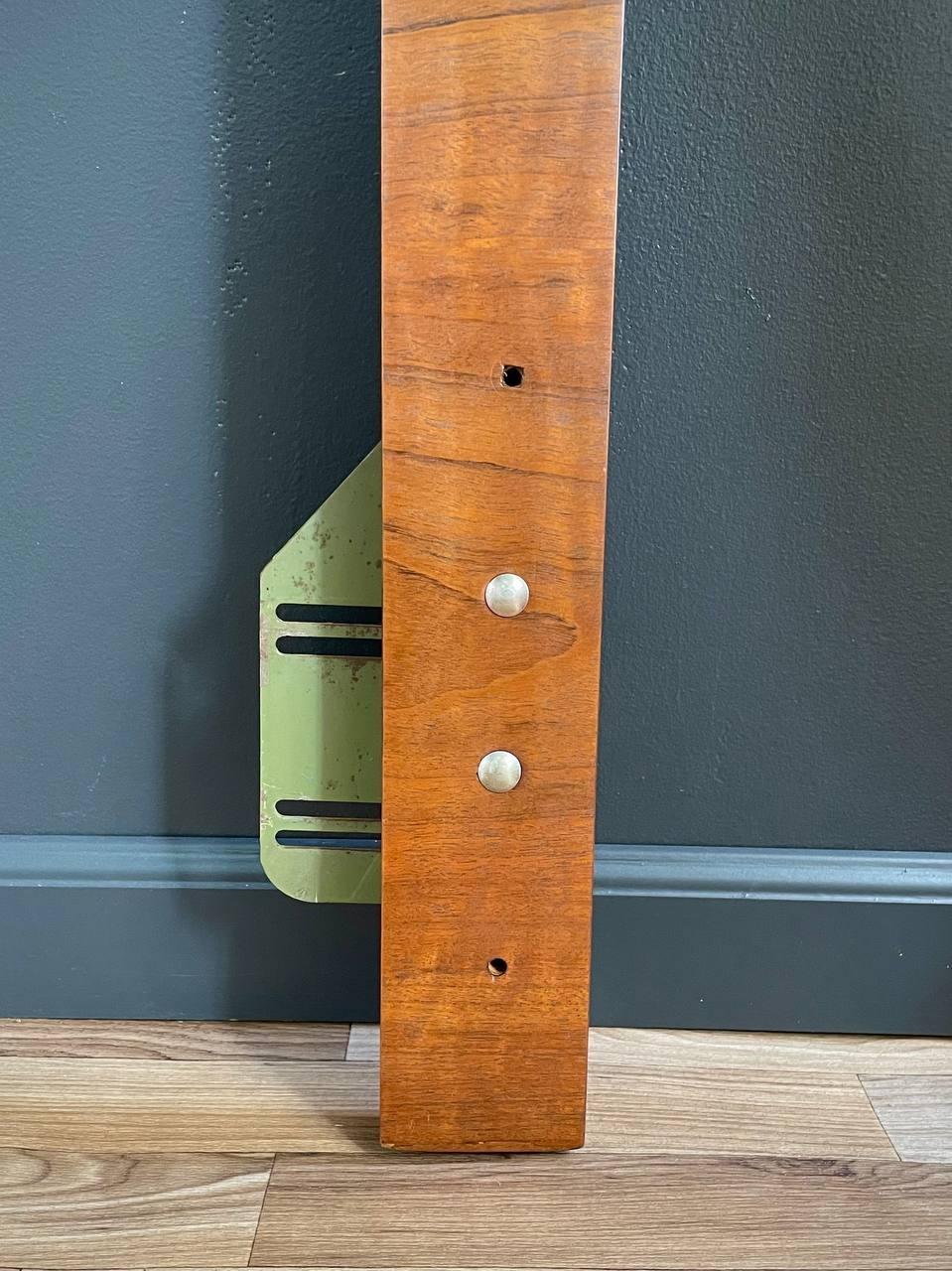 Newly Refinished - Mid-Century Modern “Staccato” Sculpted King Size Headboard in vendita 2