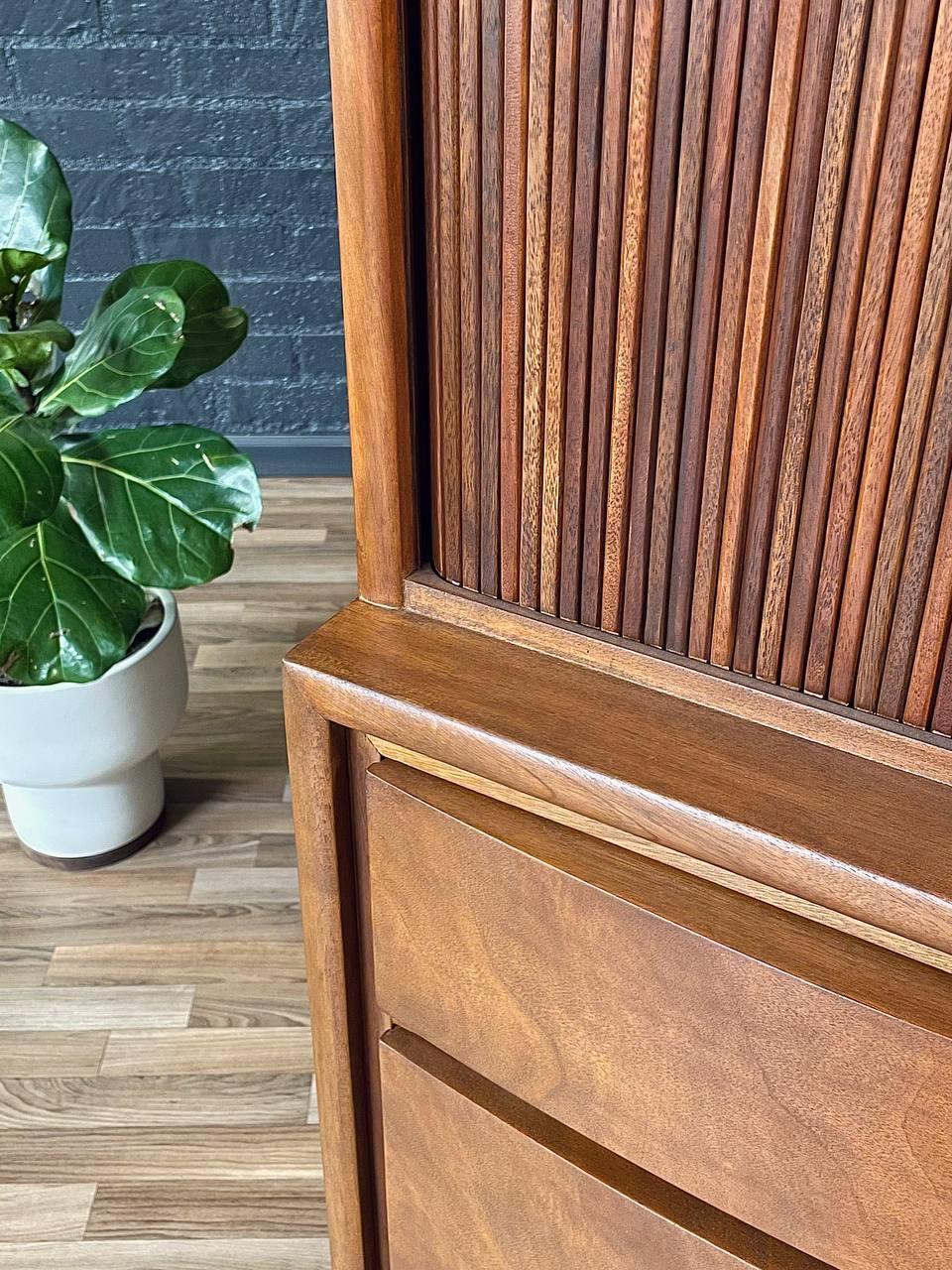 Newly Refinished - Mid-Century Modern Tambour-Door Highboy Dresser For Sale 4