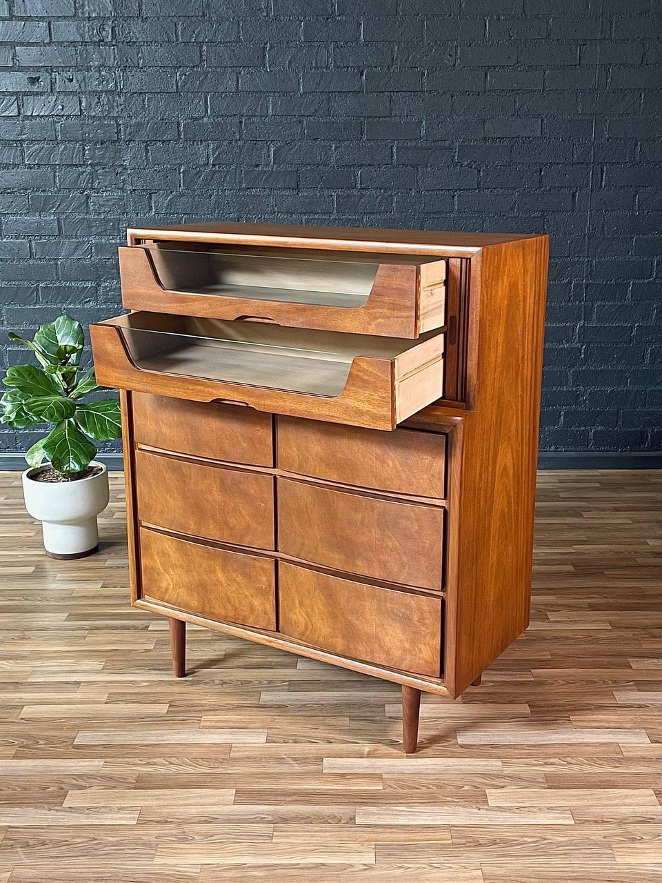 Newly Refinished - Mid-Century Modern Tambour-Door Highboy Dresser In Excellent Condition For Sale In Los Angeles, CA