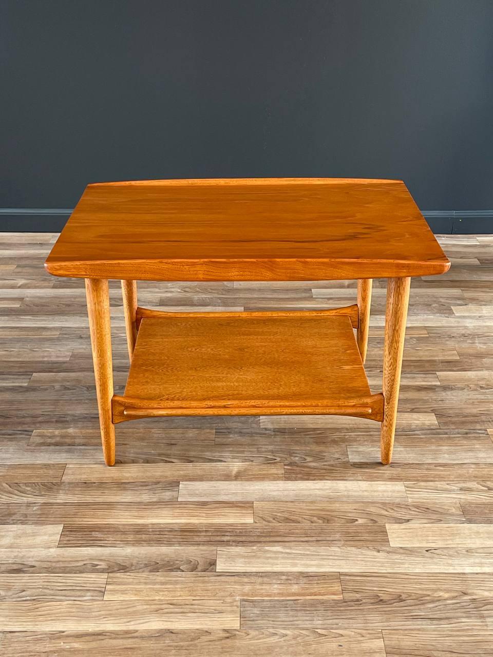 Newly Refinished - Mid-Century Modern Teak Two-Tier Side Table by Lane In Excellent Condition For Sale In Los Angeles, CA
