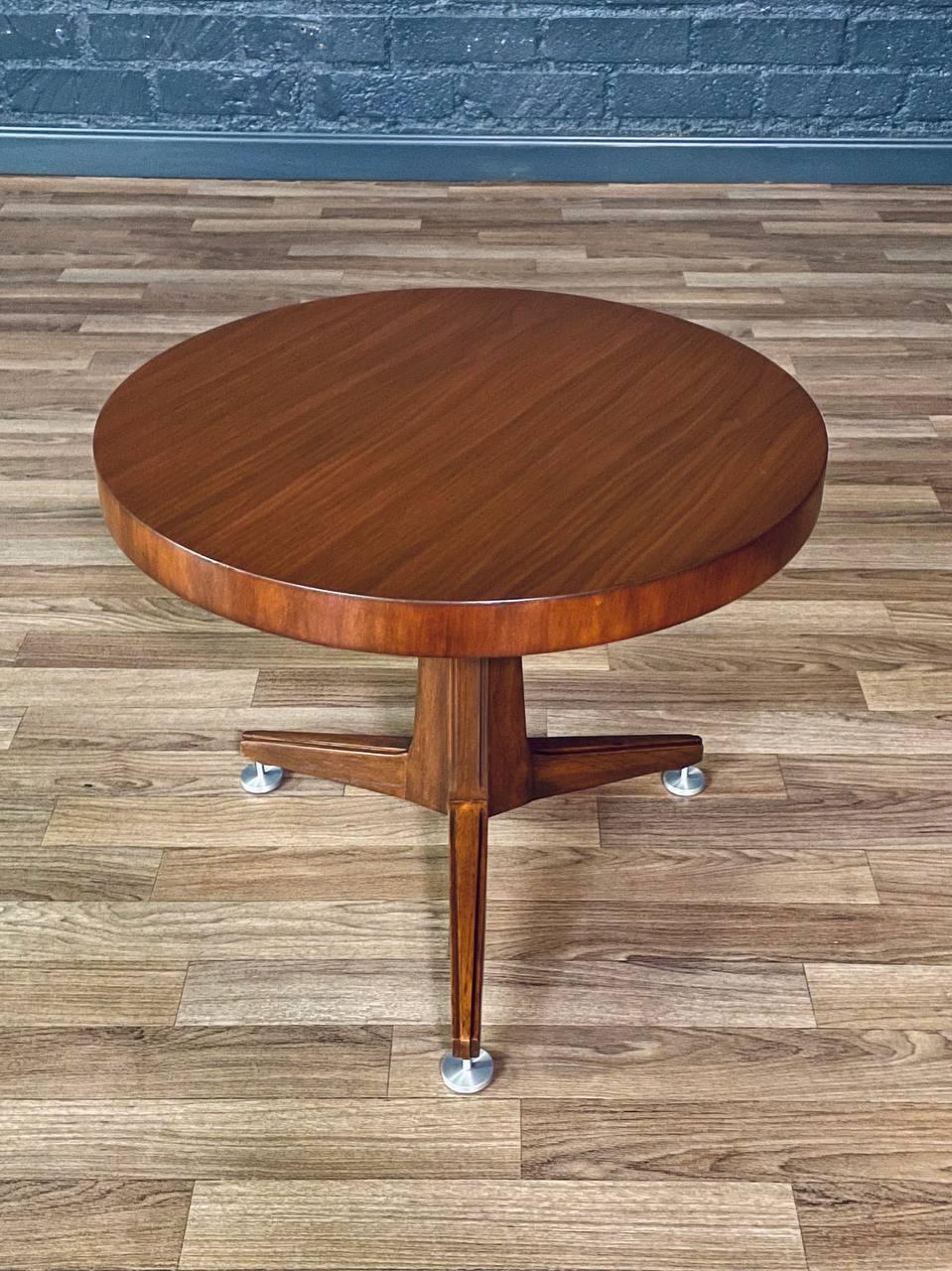 Condition: Expertly Refinished 
With over 15 years of experience, our workshop has followed a careful process of restoration, showcasing our passion and creativity for vintage designs that can seamlessly be incorporated with many interior decors.