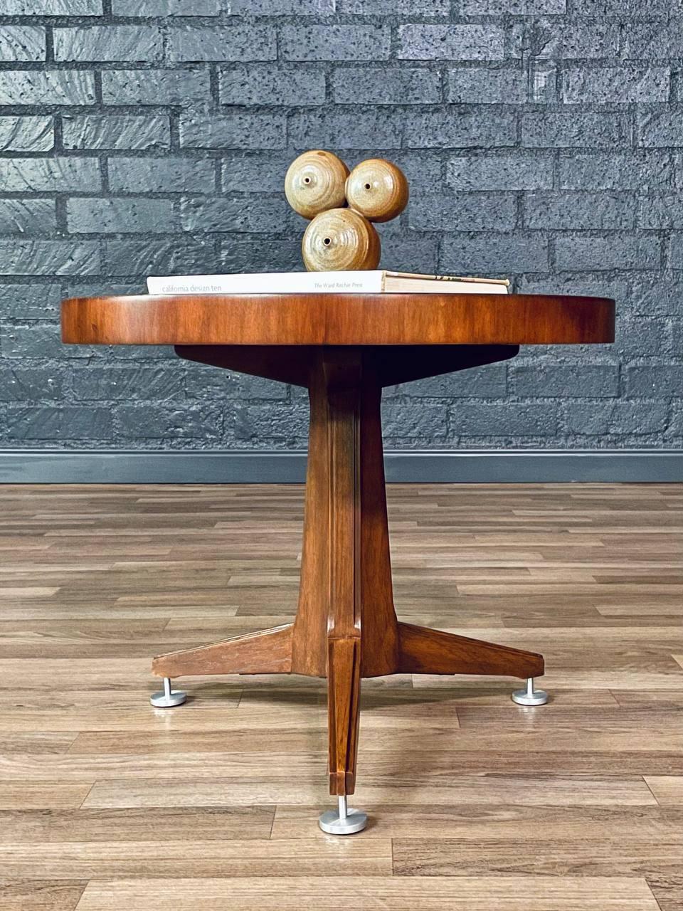 American Newly Refinished - Mid-Century Modern Tripod Walnut Side Table by Lane For Sale