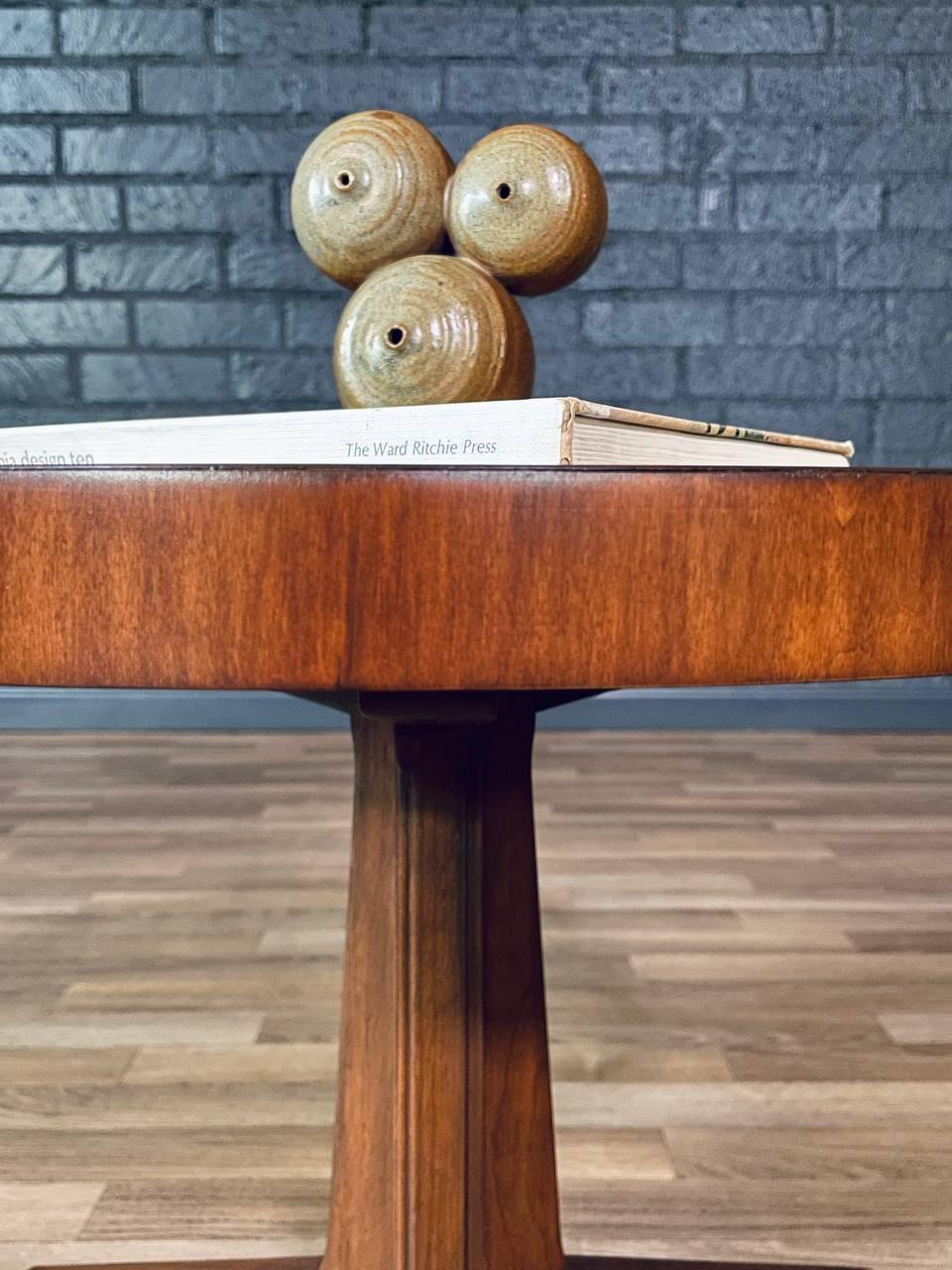 Newly Refinished - Mid-Century Modern Tripod Walnut Side Table by Lane For Sale 1