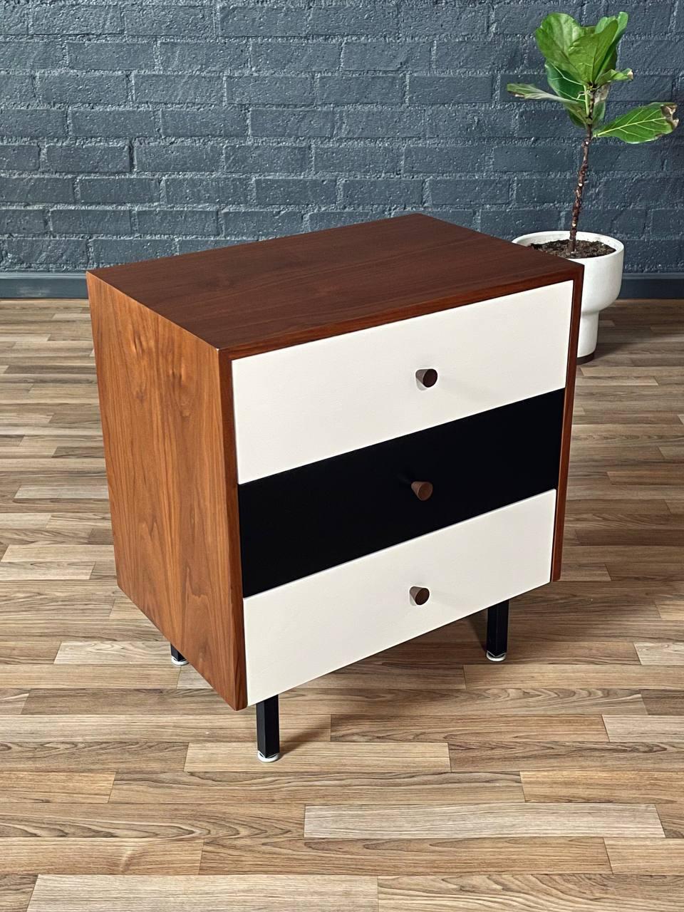 American Newly Refinished -Mid-Century Modern Two-Tone Lacquered, Walnut 3-Drawer Dresser For Sale
