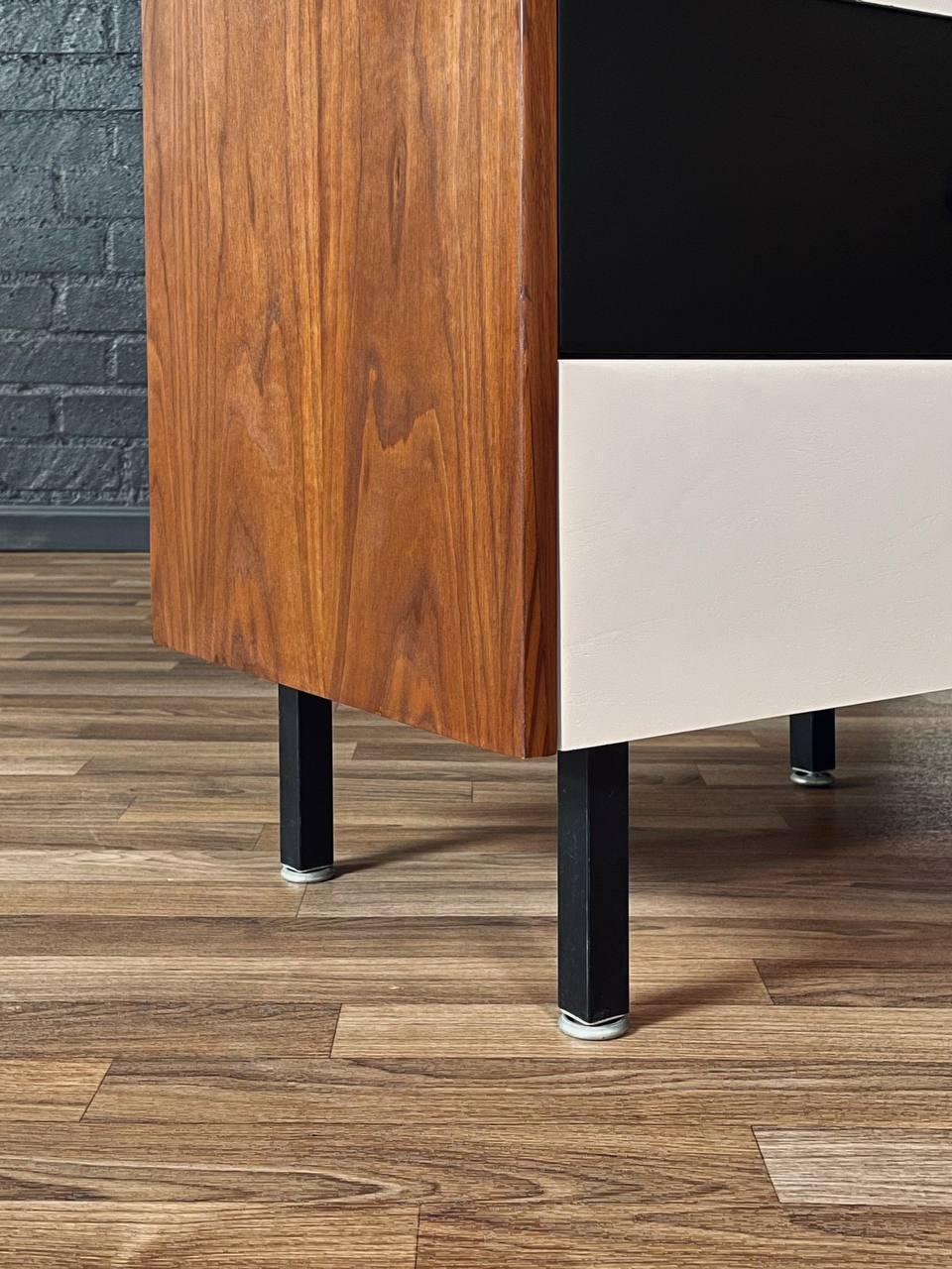 Newly Refinished -Mid-Century Modern Two-Tone Lacquered, Walnut 3-Drawer Dresser For Sale 2