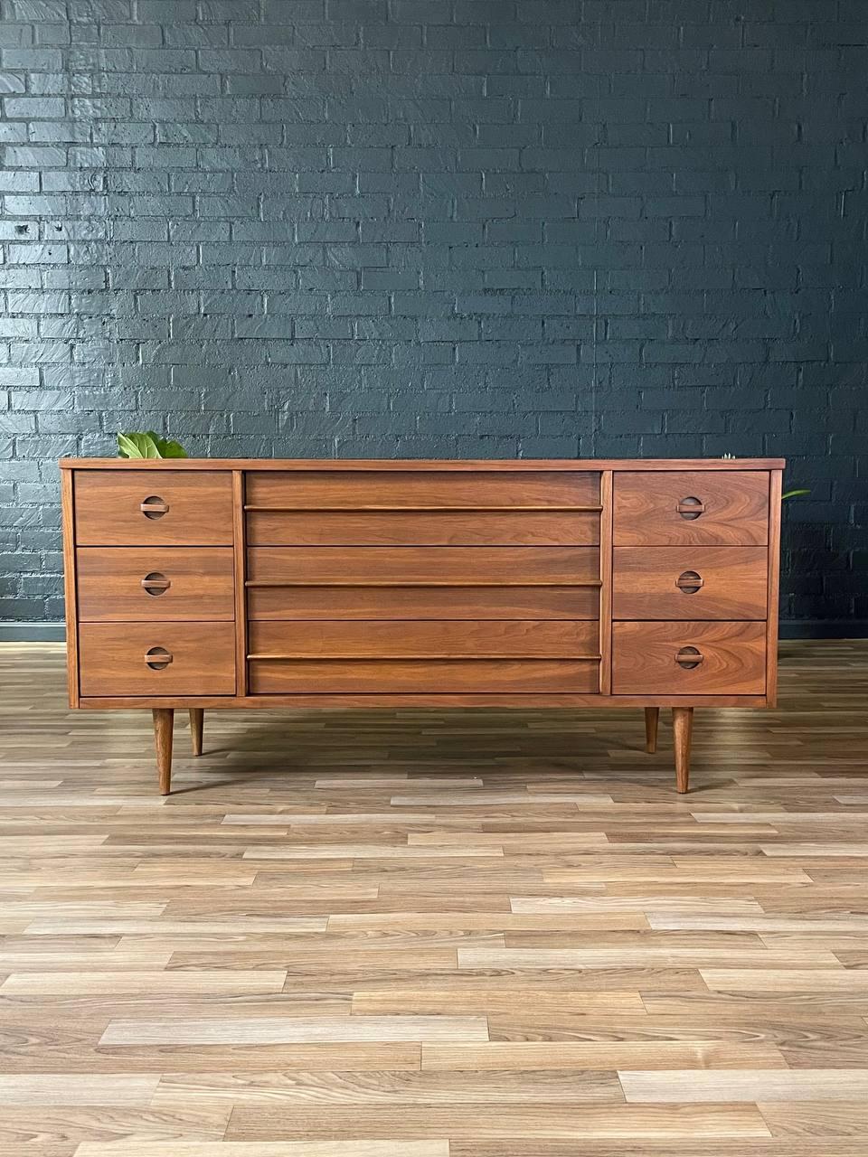 Newly Refinished - Mid-Century Modern Walnut 9-Drawer Dresser by Bassett 2