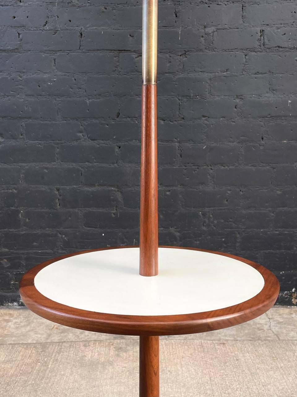 Mid-20th Century Newly Refinished - Mid-Century Modern Walnut & Brass Accent Tripod Floor Lamp For Sale