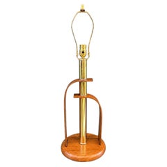Lampada da tavolo in legno di noce e ottone, recentemente rifinita - Lampada da tavolo moderna di metà secolo