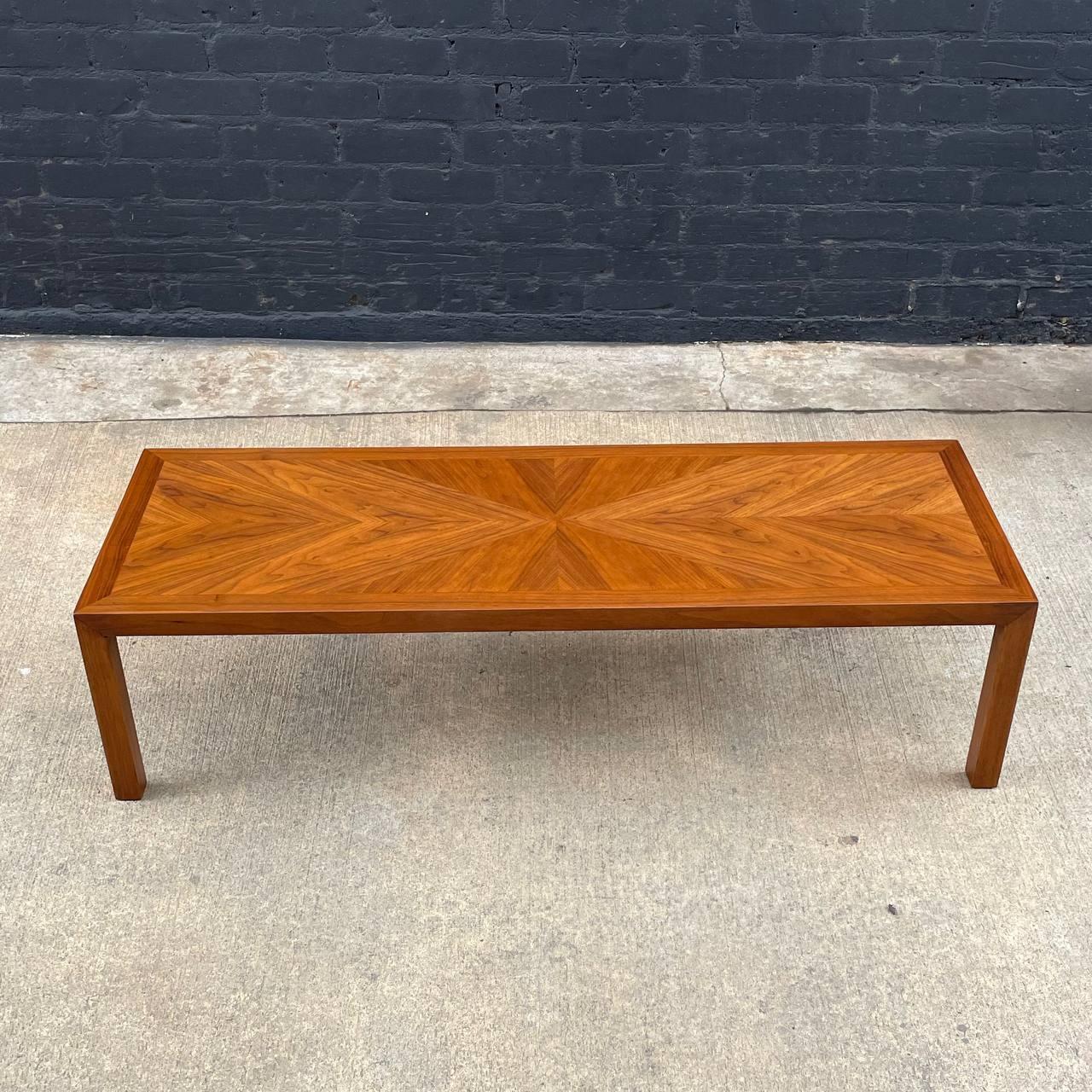 Newly Refinished - Mid-Century Modern Walnut Coffee Table by Lane In Excellent Condition For Sale In Los Angeles, CA