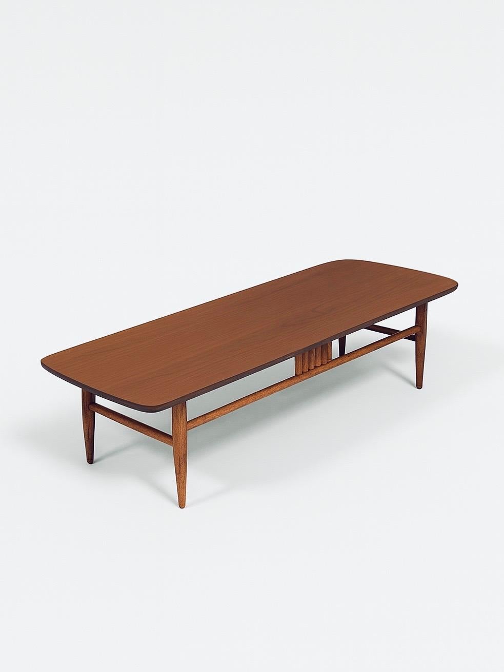 Condit : Refini par un expert 
Refini par des experts : Avec plus de 15 ans d'expérience, notre atelier a suivi un processus de restauration minutieux, mettant en valeur notre passion et notre créativité pour les designs vintage qui peuvent