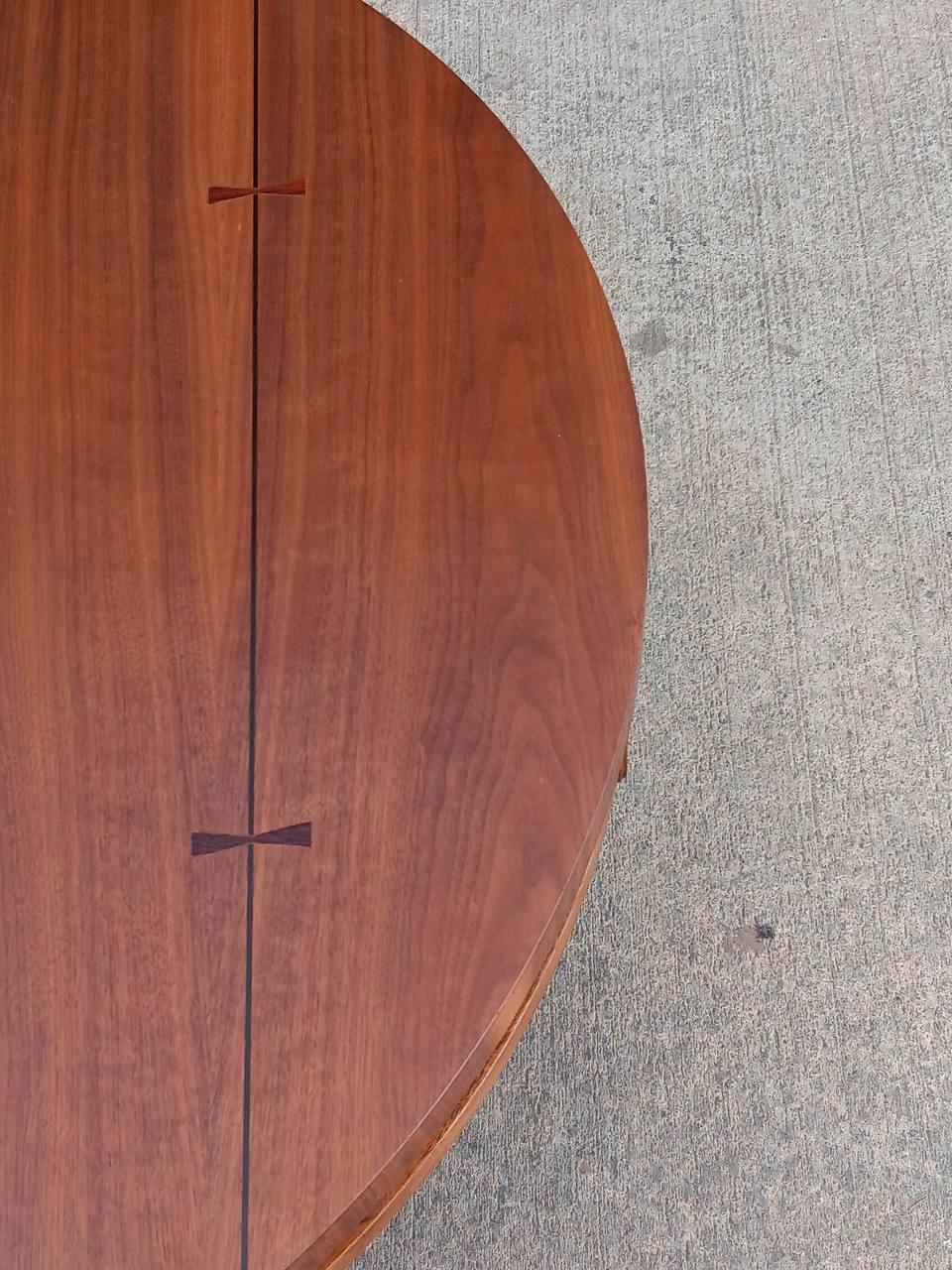 Newly Refinished -Mid-Century Modern Walnut Coffee Table Inlaid Bowtie Rosewood  For Sale 1