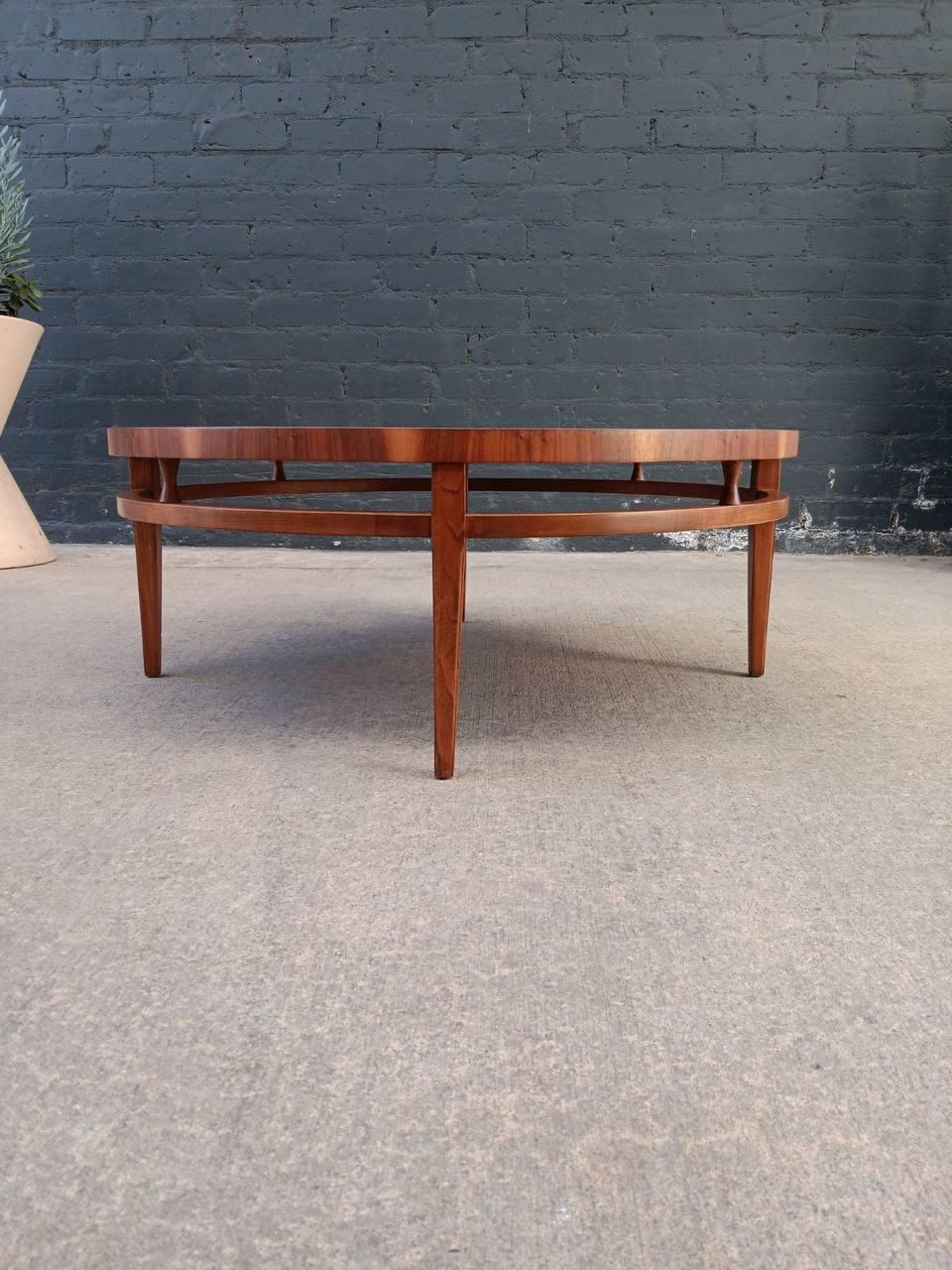 Newly Refinished -Mid-Century Modern Walnut Coffee Table Inlaid Bowtie Rosewood  For Sale 3