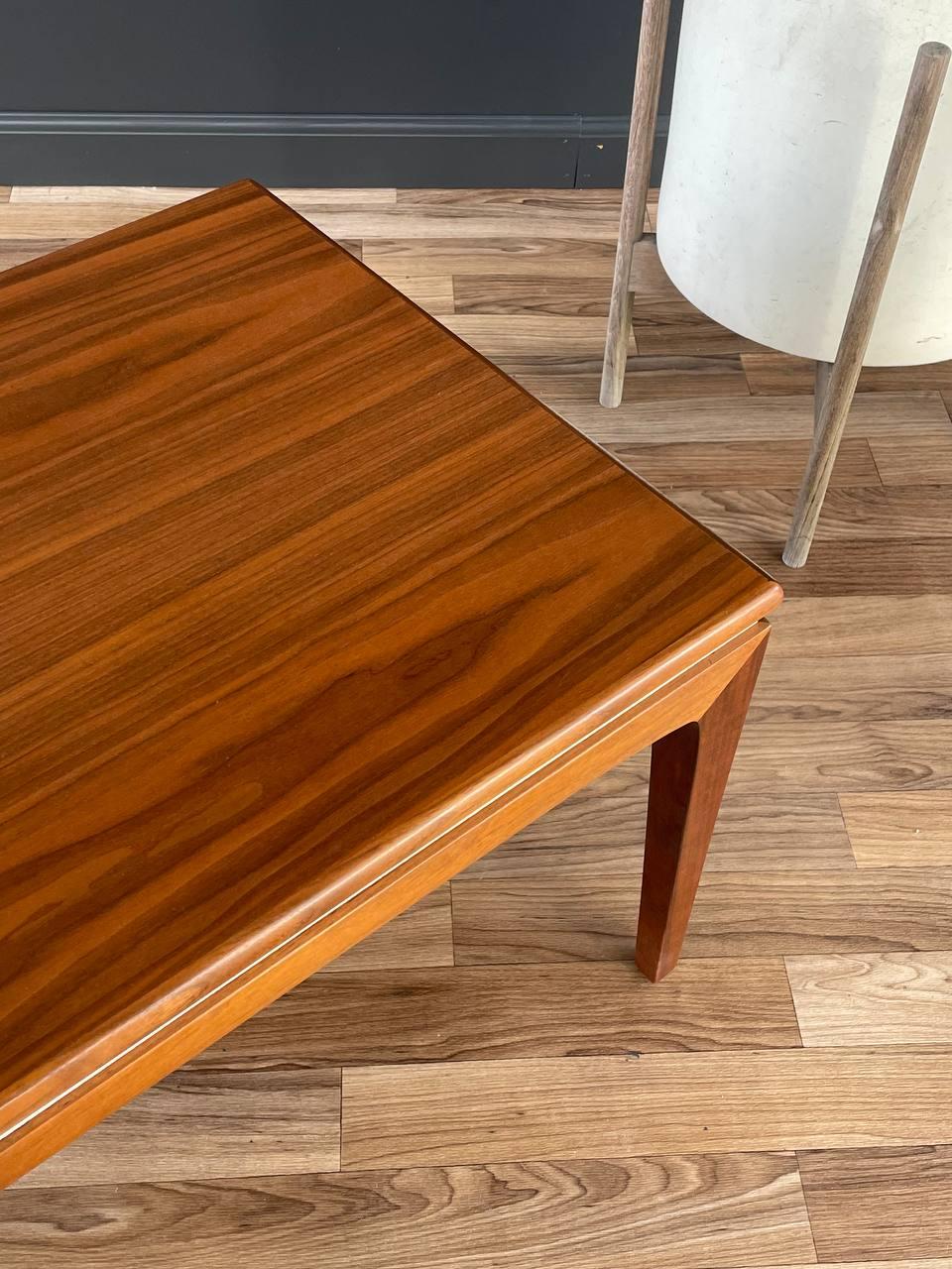 Laminate Newly Refinished - Mid-Century Modern Walnut Coffee Table with White Accent For Sale