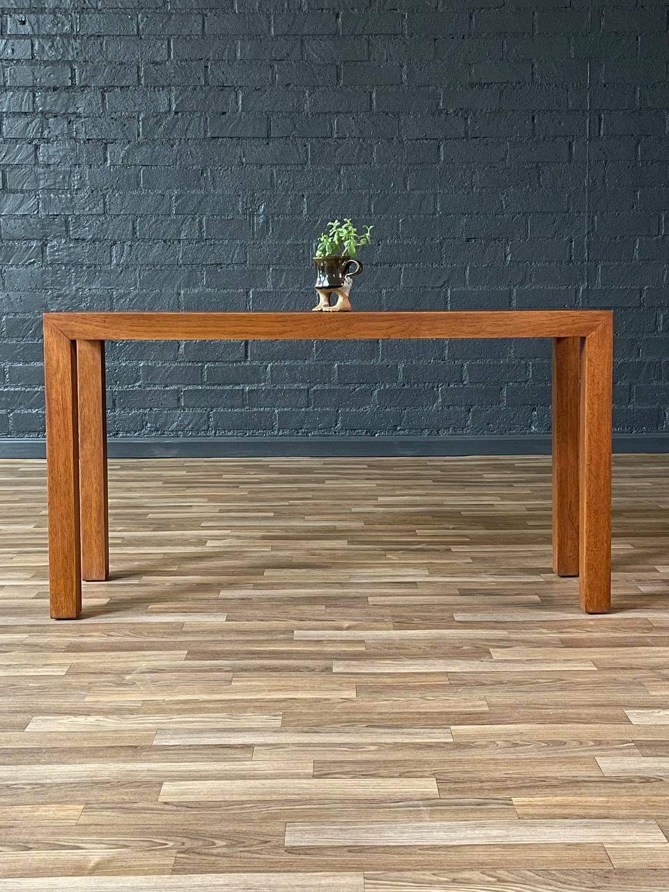 Mid-20th Century Newly Refinished - Mid-Century Modern Walnut Console Table by Lane