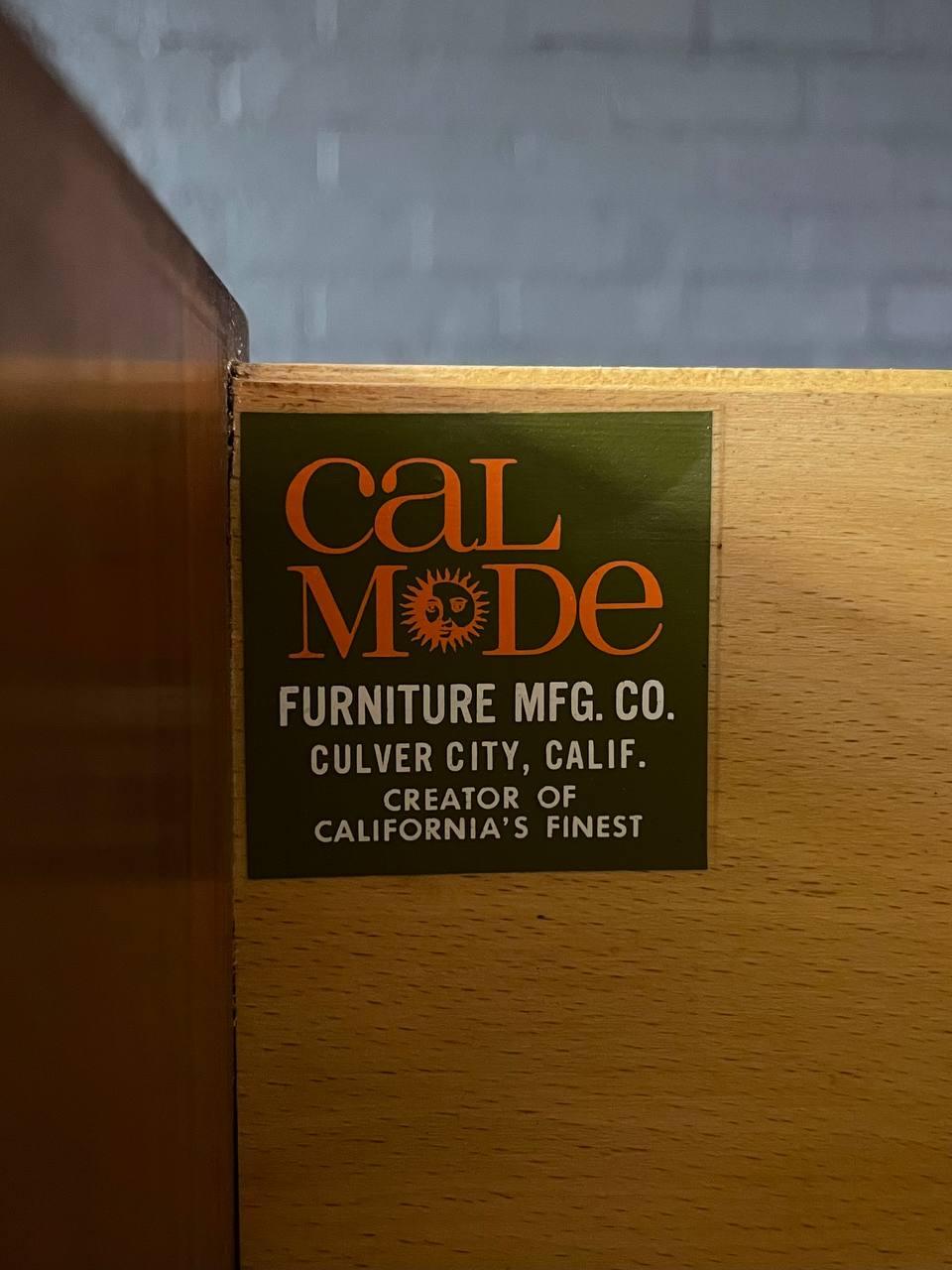 Newly Refinished - Mid-Century Modern Walnut Credenza by Cal-Mode For Sale 4