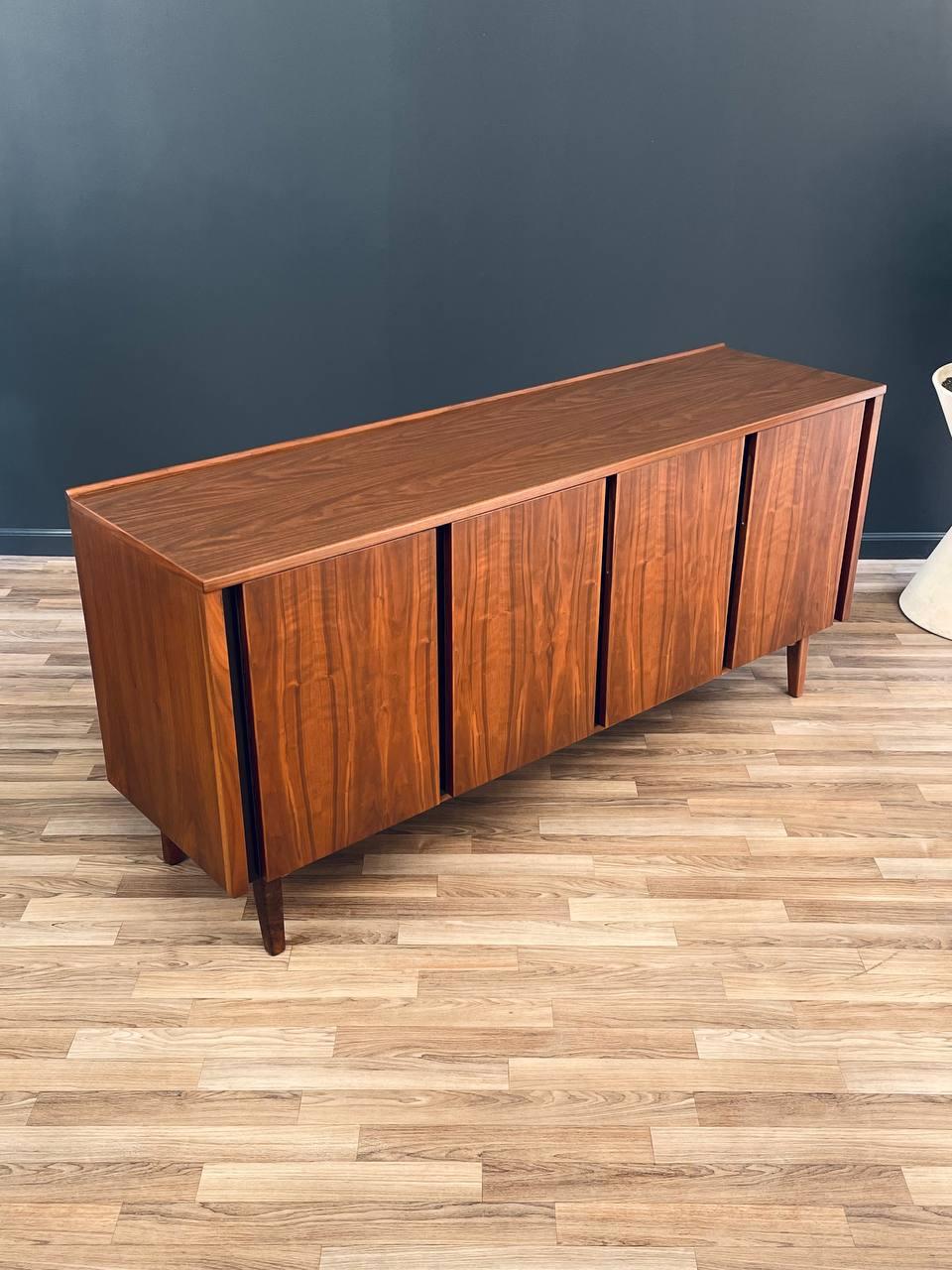 American Newly Refinished - Mid-Century Modern Walnut Credenza by Merton Gershun For Sale