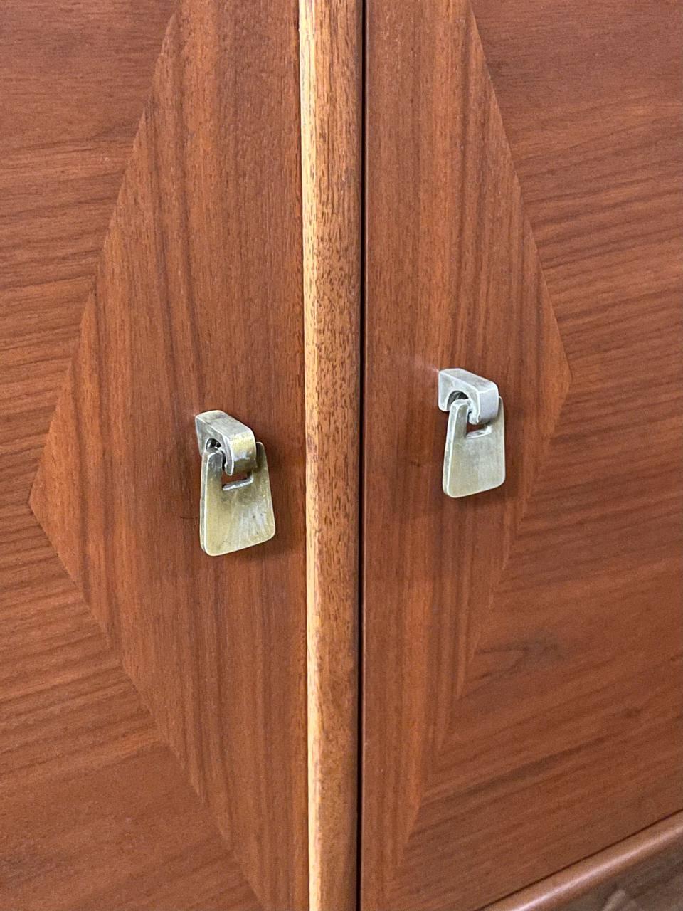 Newly Refinished - Mid-Century Modern Walnut Credenza by Ramseur For Sale 3