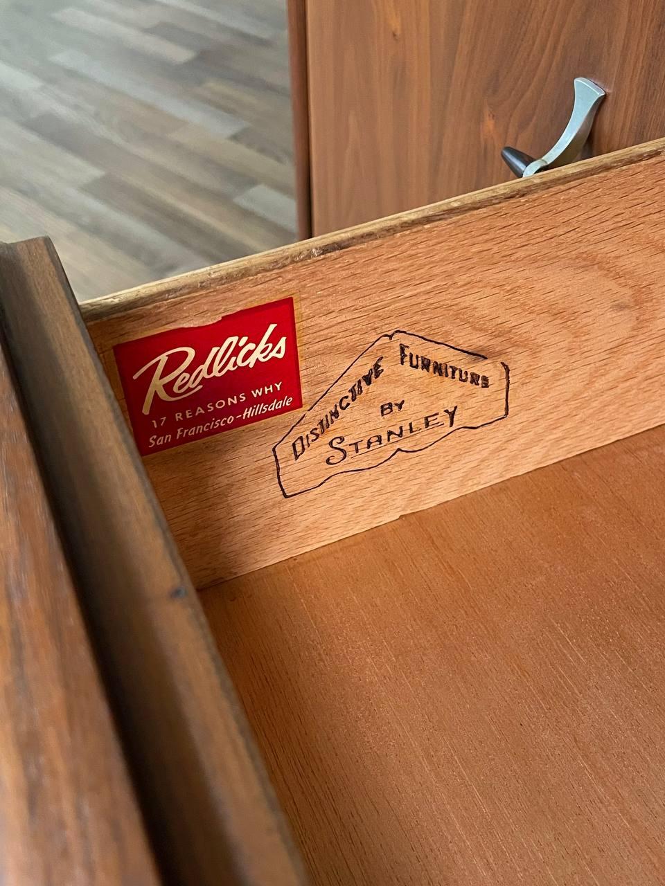 Newly Refinished - Mid-Century Modern Walnut Credenza by Stanley For Sale 4