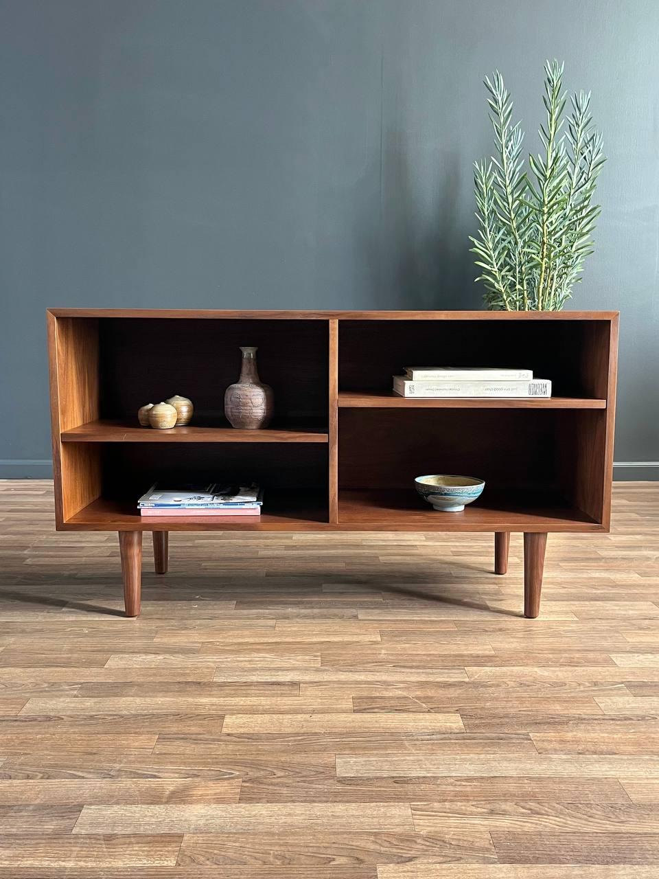 Mid-20th Century Newly Refinished - Mid-Century Modern Walnut Credenza or Bookcase