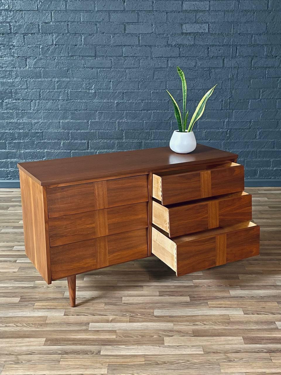 Mid-20th Century Newly Refinished - Mid-Century Modern Walnut Dresser w/ Slated Drawers