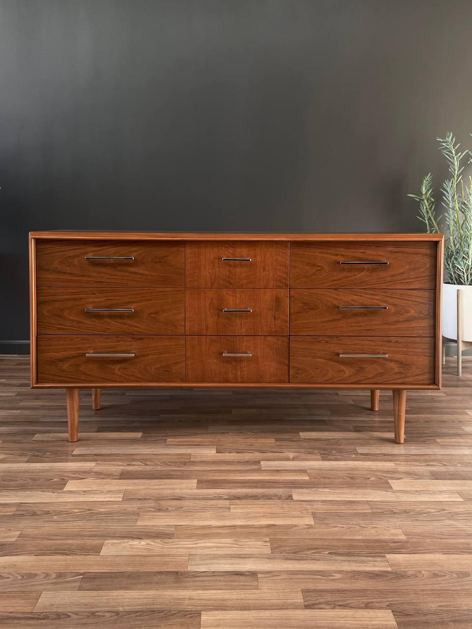 Newly Refinished - Mid-Century Modern Walnut Dresser with Chrome Handles by Lane In Excellent Condition For Sale In Los Angeles, CA