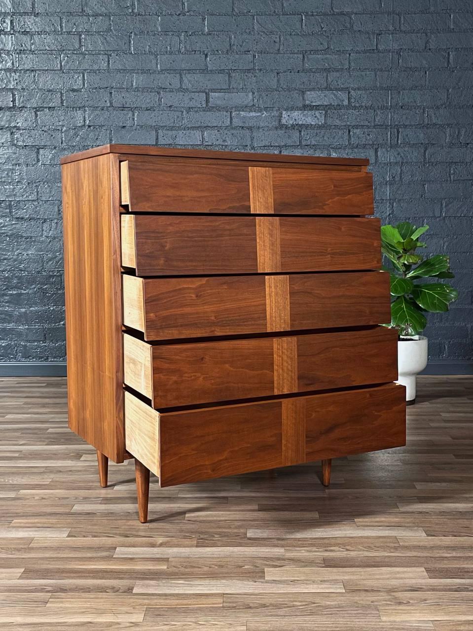 Newly Refinished - Mid-Century Modern Walnut Highboy Dresser by Ward Furniture In Excellent Condition In Los Angeles, CA