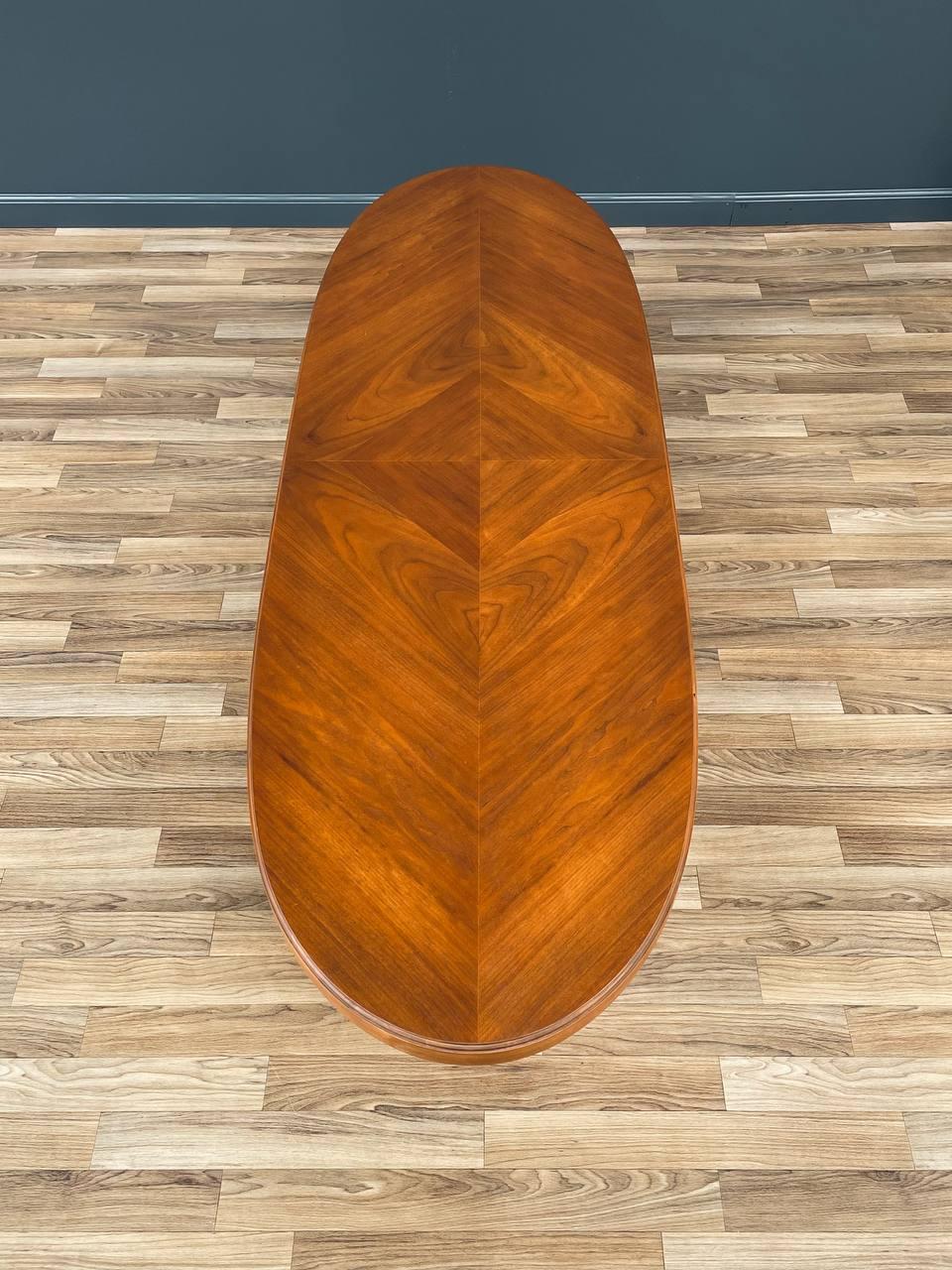 Newly Refinished - Mid-Century Modern Walnut Oval Coffee Table For Sale 1