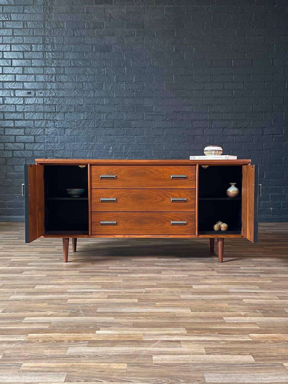 Metal Newly Refinished - Mid-Century Modern Walnut & Rosewood Credenza For Sale