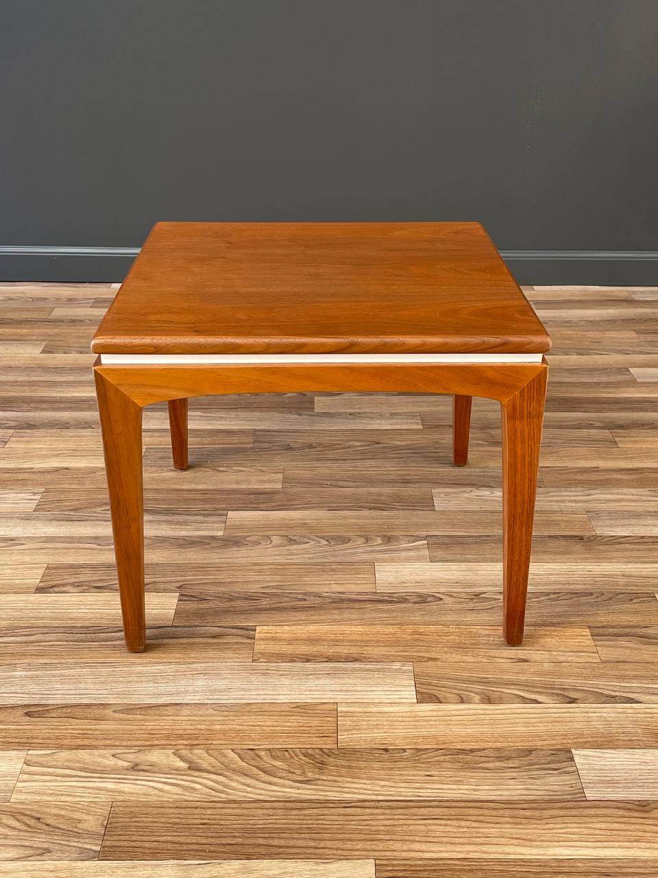 Newly Refinished - Mid-Century Modern Walnut Side Table with White Accent In Excellent Condition For Sale In Los Angeles, CA