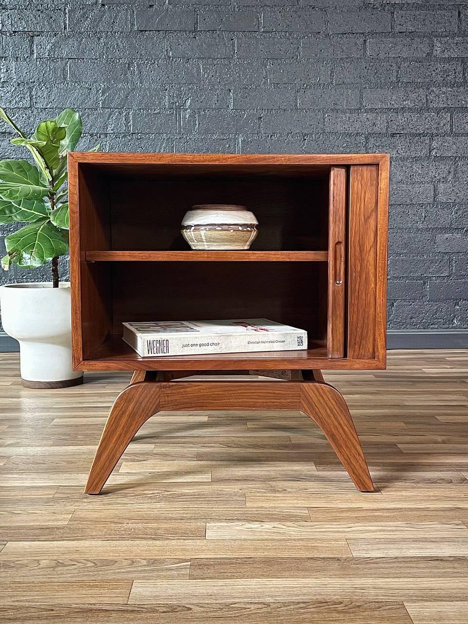 Newly Refinished - Mid-Century Modern Walnut Tambour-Door Night Stand In Excellent Condition In Los Angeles, CA