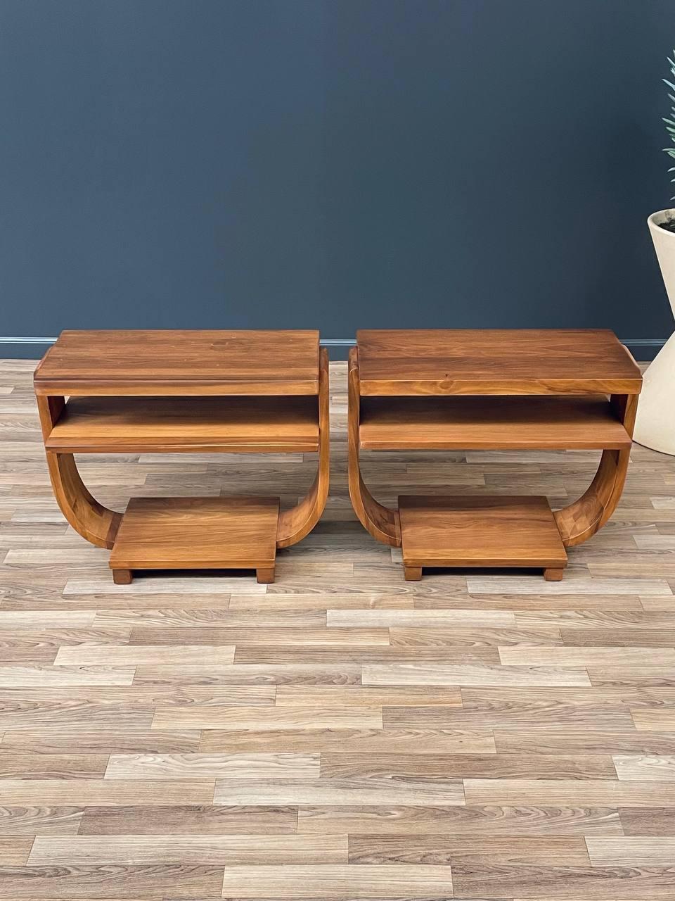Newly Refinished - Pair of Art Deco Side Tables by Gilbert Rohde  In Excellent Condition In Los Angeles, CA