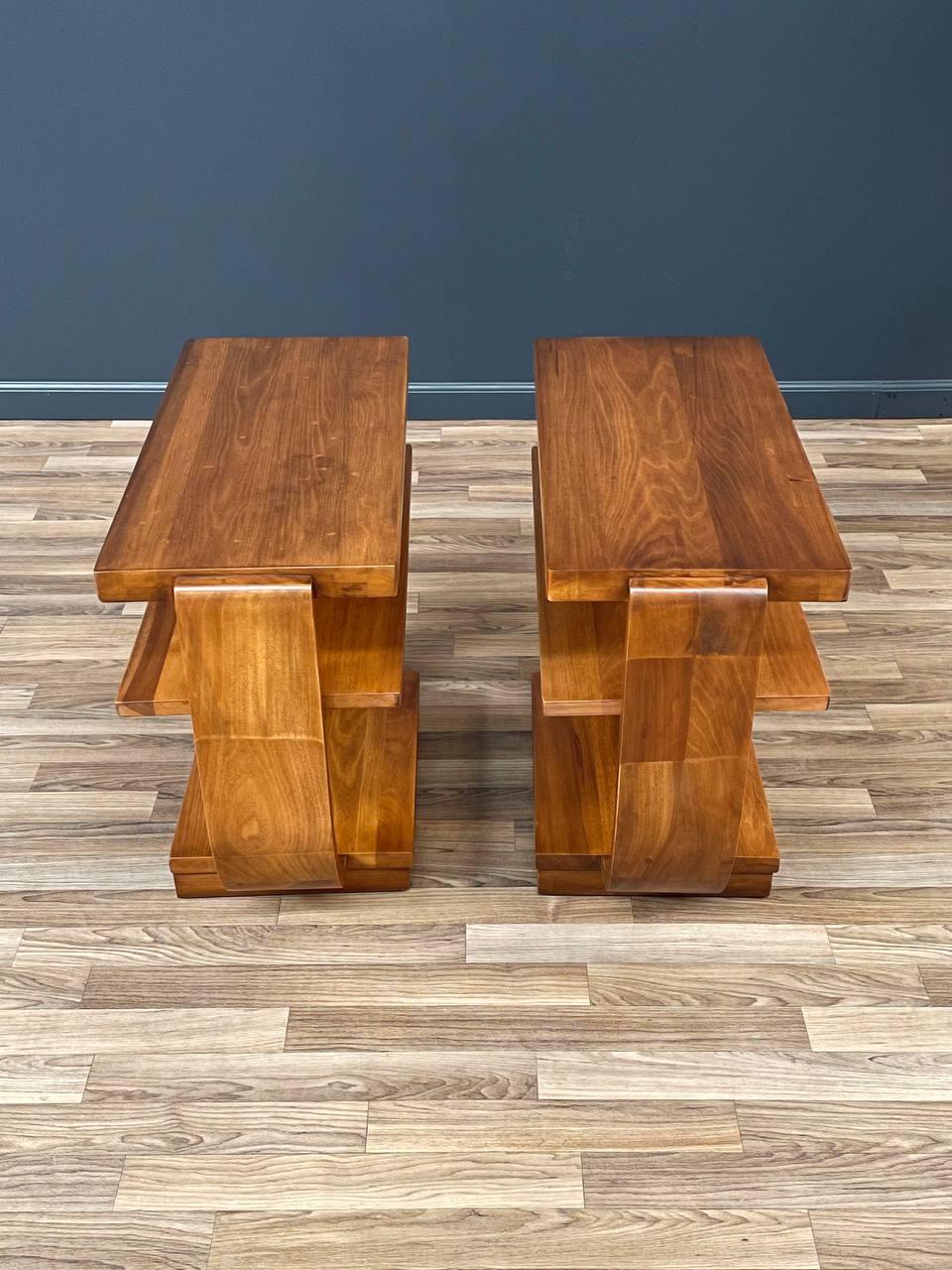 Mid-20th Century Newly Refinished - Pair of Art Deco Side Tables by Gilbert Rohde 