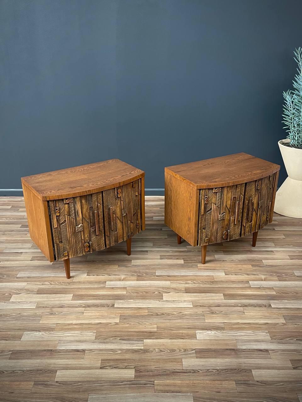 Mid-20th Century Newly Refinished - Pair of Mid-Century Modern Brutalist Night Stands by Lane For Sale