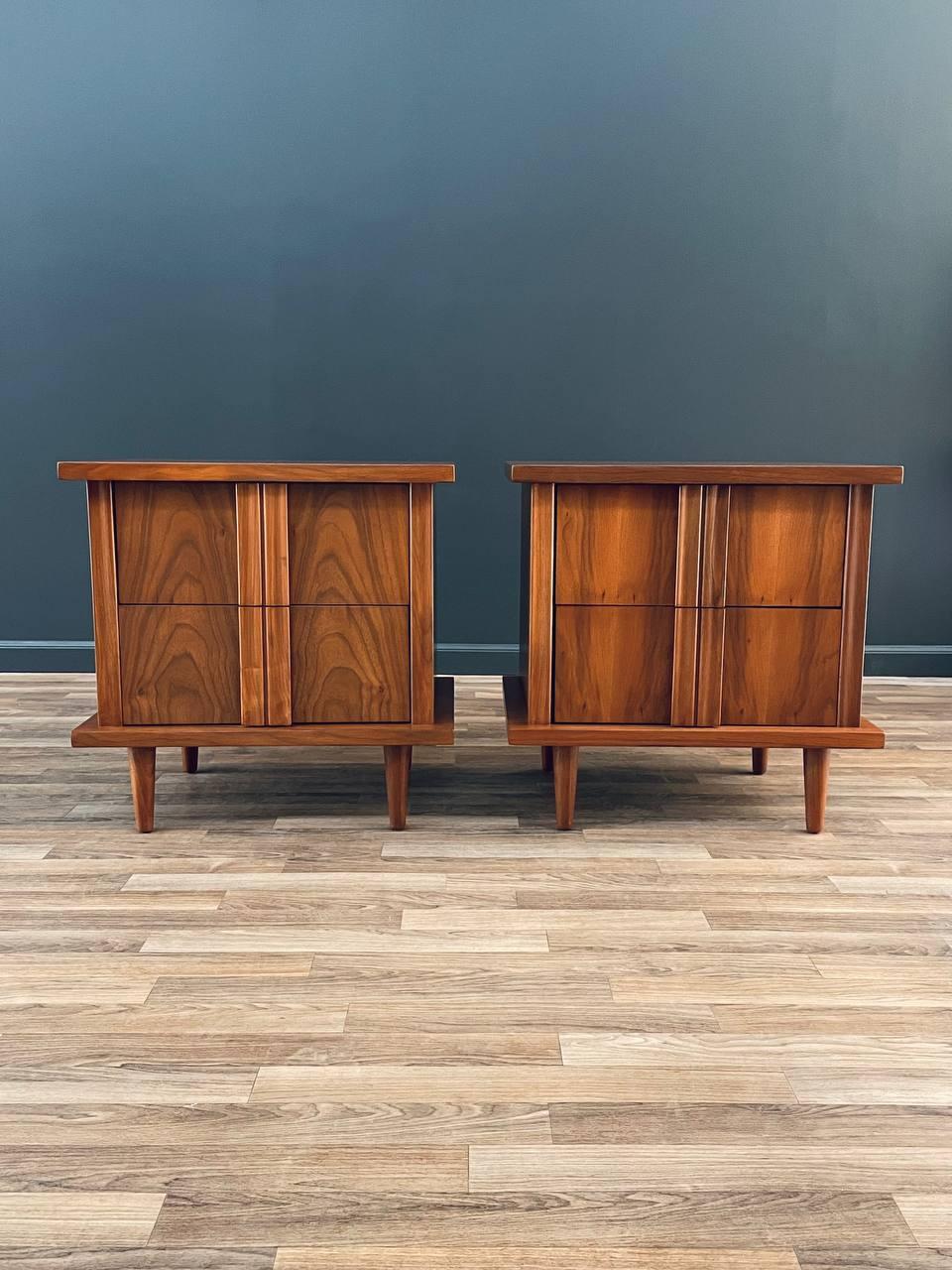 Walnut Newly Refinished - Pair of Mid-Century Modern Night Stands 