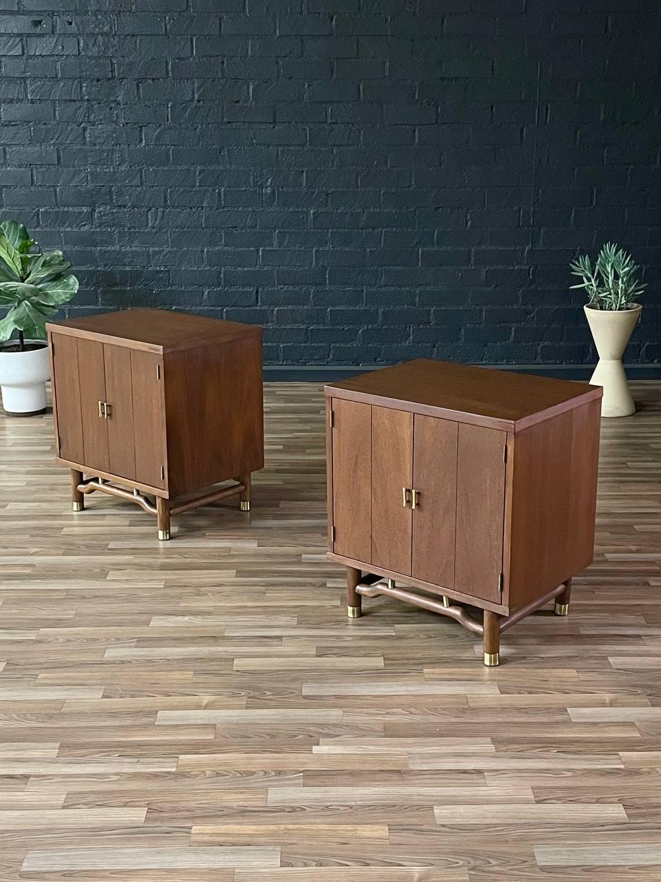 American Newly Refinished - Pair of Mid-Century Modern Night Stands with Brass Accents