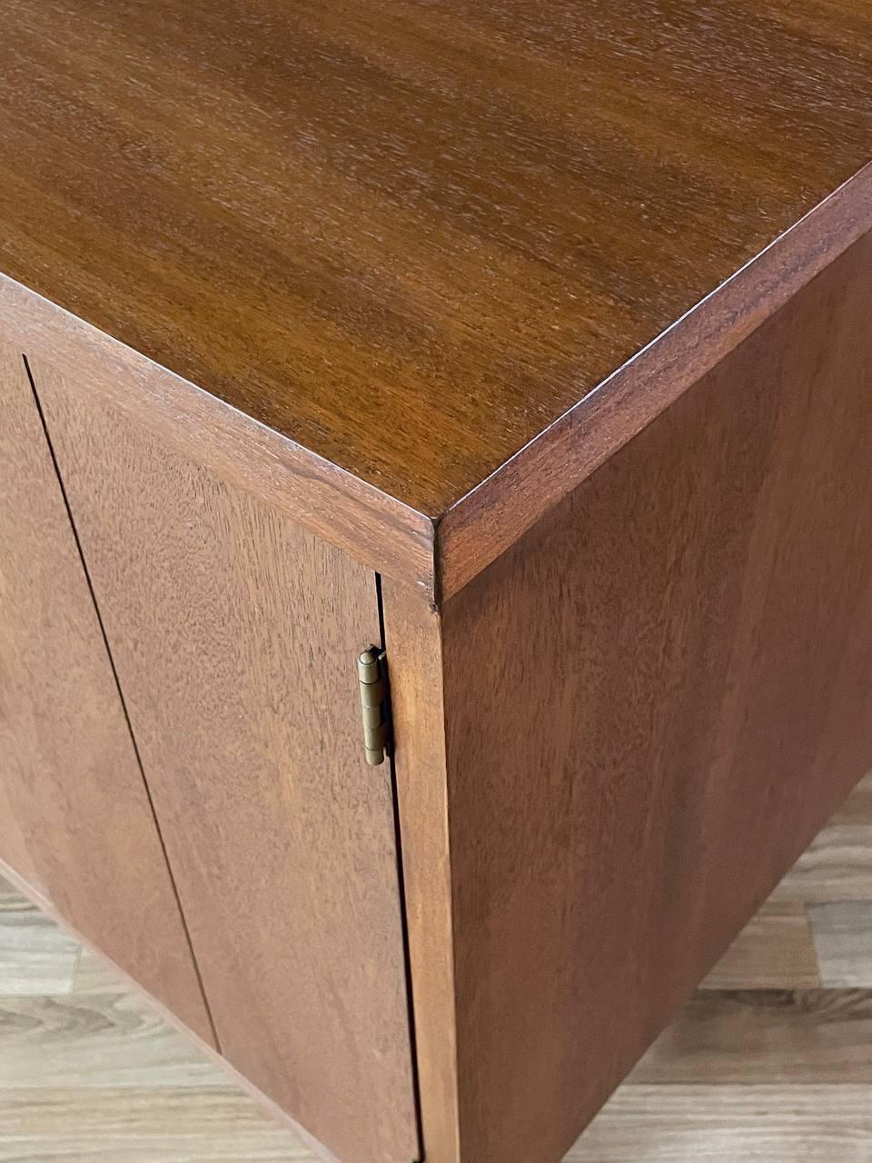 Newly Refinished - Pair of Mid-Century Modern Night Stands with Brass Accents 3