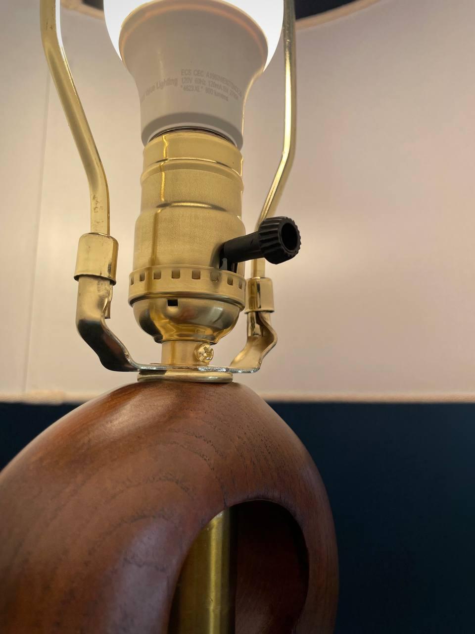 Newly Refinished -Pair of Mid-Century Modern Sculpted Walnut & Brass Table Lamps For Sale 1