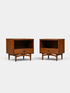 Newly Refinished -Pair of Mid-Century Modern “Sculptra” Night Stands by Broyhill