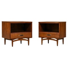 Newly Refinished -Pair of Mid-Century Modern “Sculptra” Night Stands by Broyhill