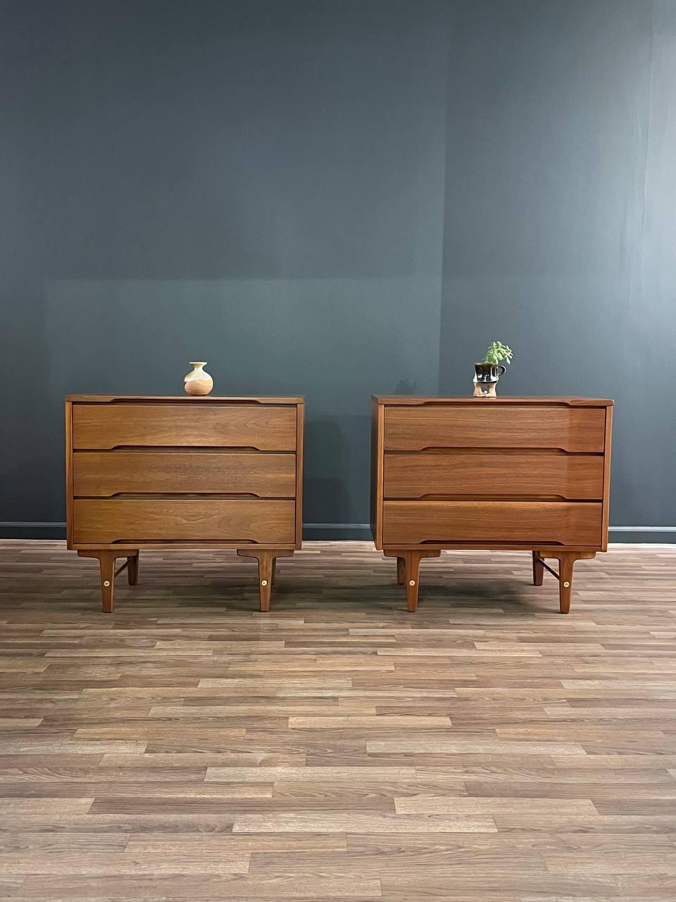 Mid-20th Century Newly Refinished - Pair of Mid-Century Modern Walnut Dressers by Stanley