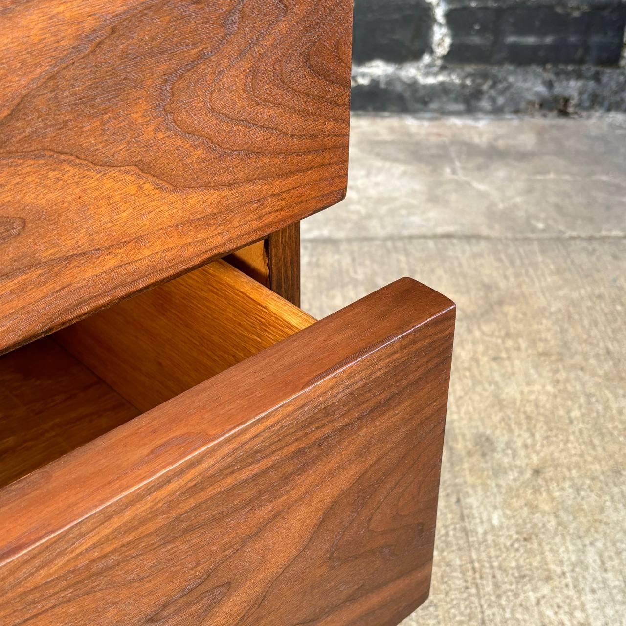 Newly Refinished - Pair of Mid-Century Modern Walnut Night Stands 4