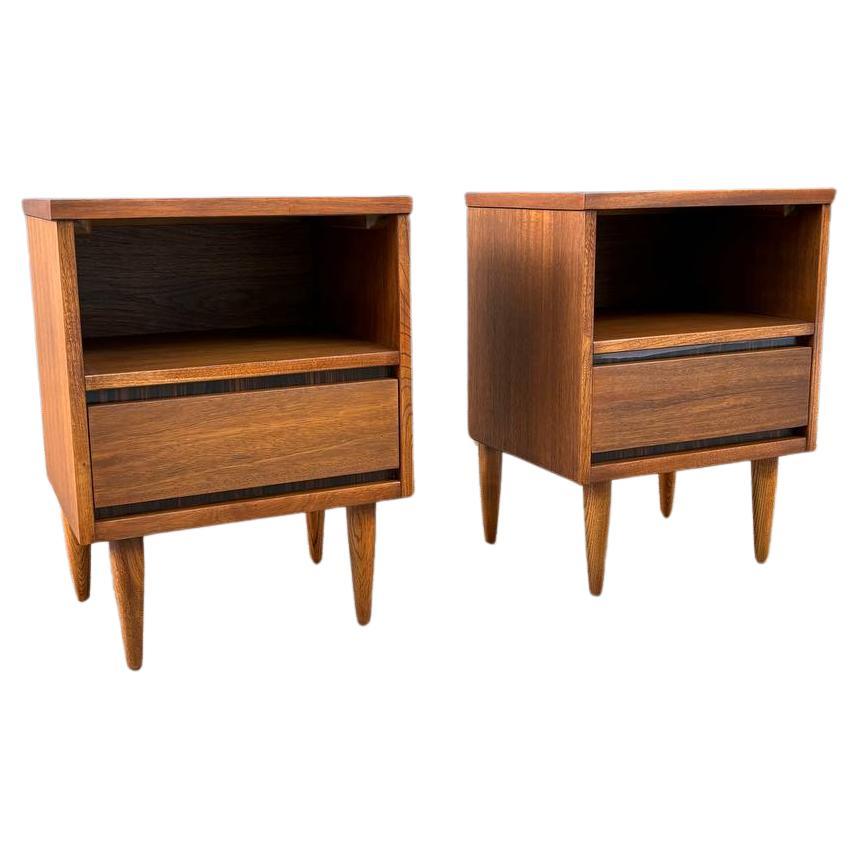 Newly Refinished - Pair of Mid-Century Modern Walnut Night Stands with Bookcase For Sale