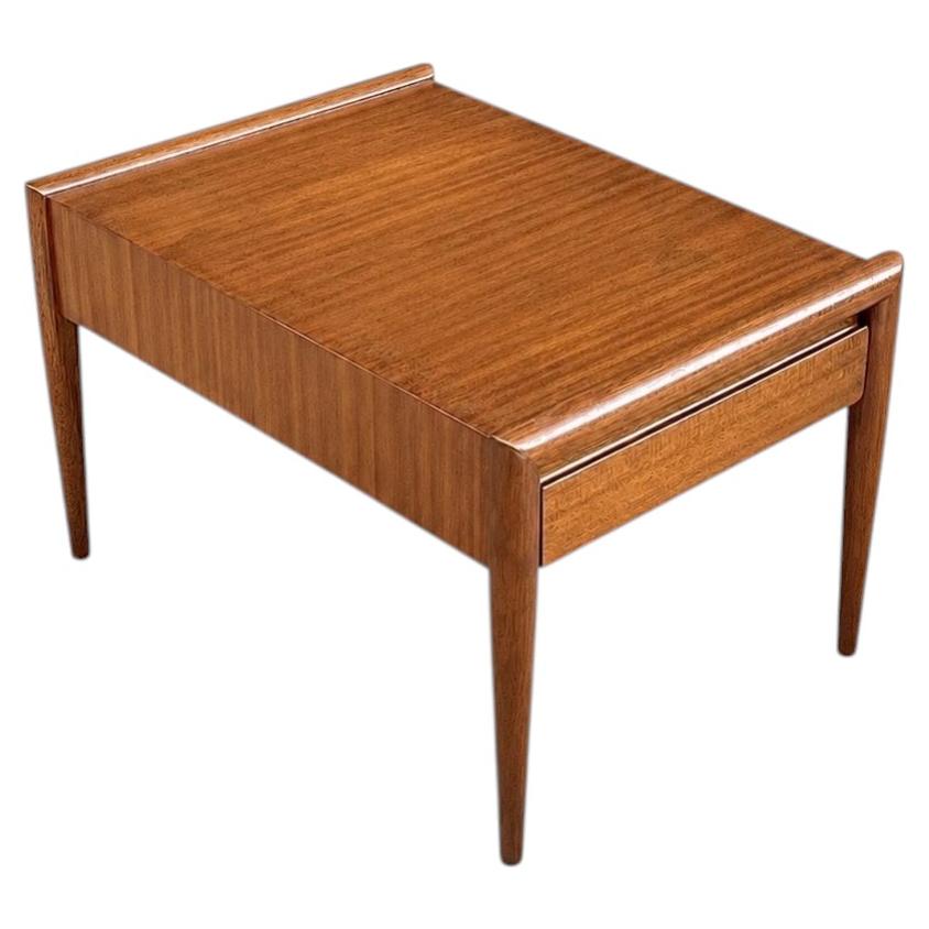 Newly Refinished - Vintage Mid-Century Modern Side Table by John Keal for Brown For Sale