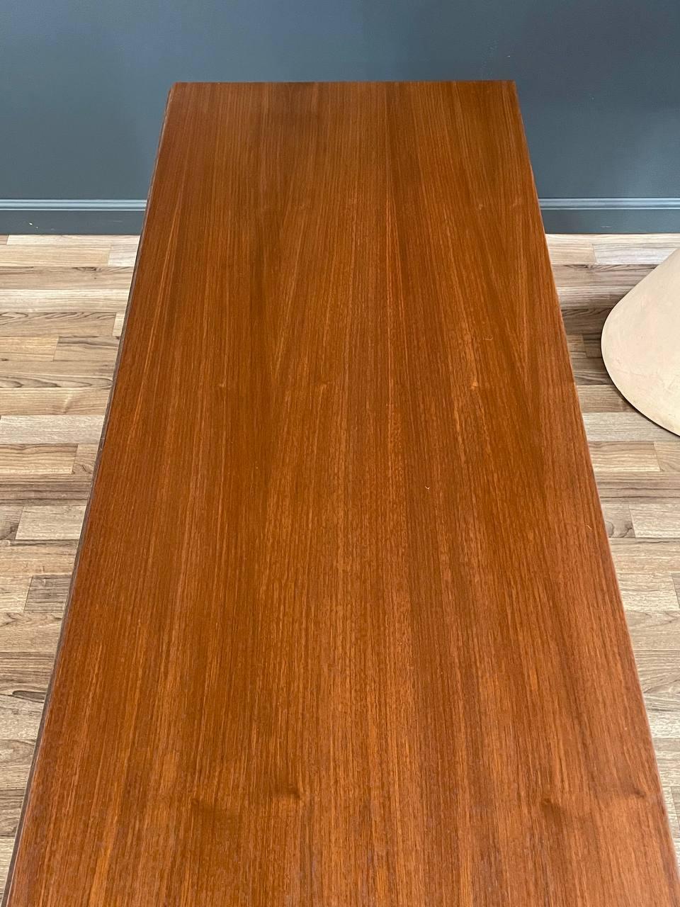 Newly Refinished - Vintage Mid-Century Modern Walnut Credenza / Bookcase 5