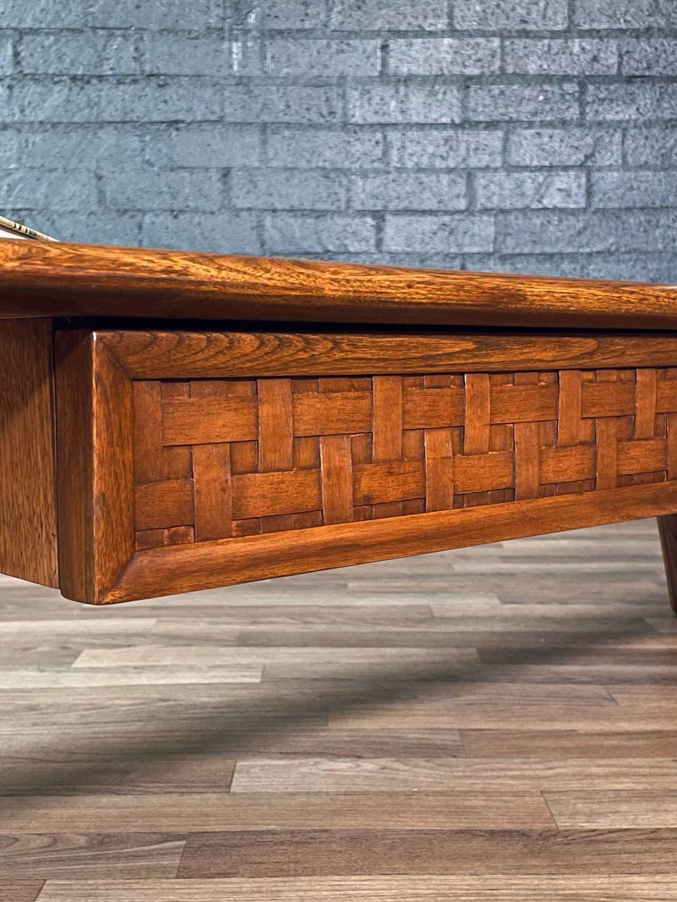 Newly Refinished - Vintage Warren Church “Perception” Coffee Table for Lane For Sale 1