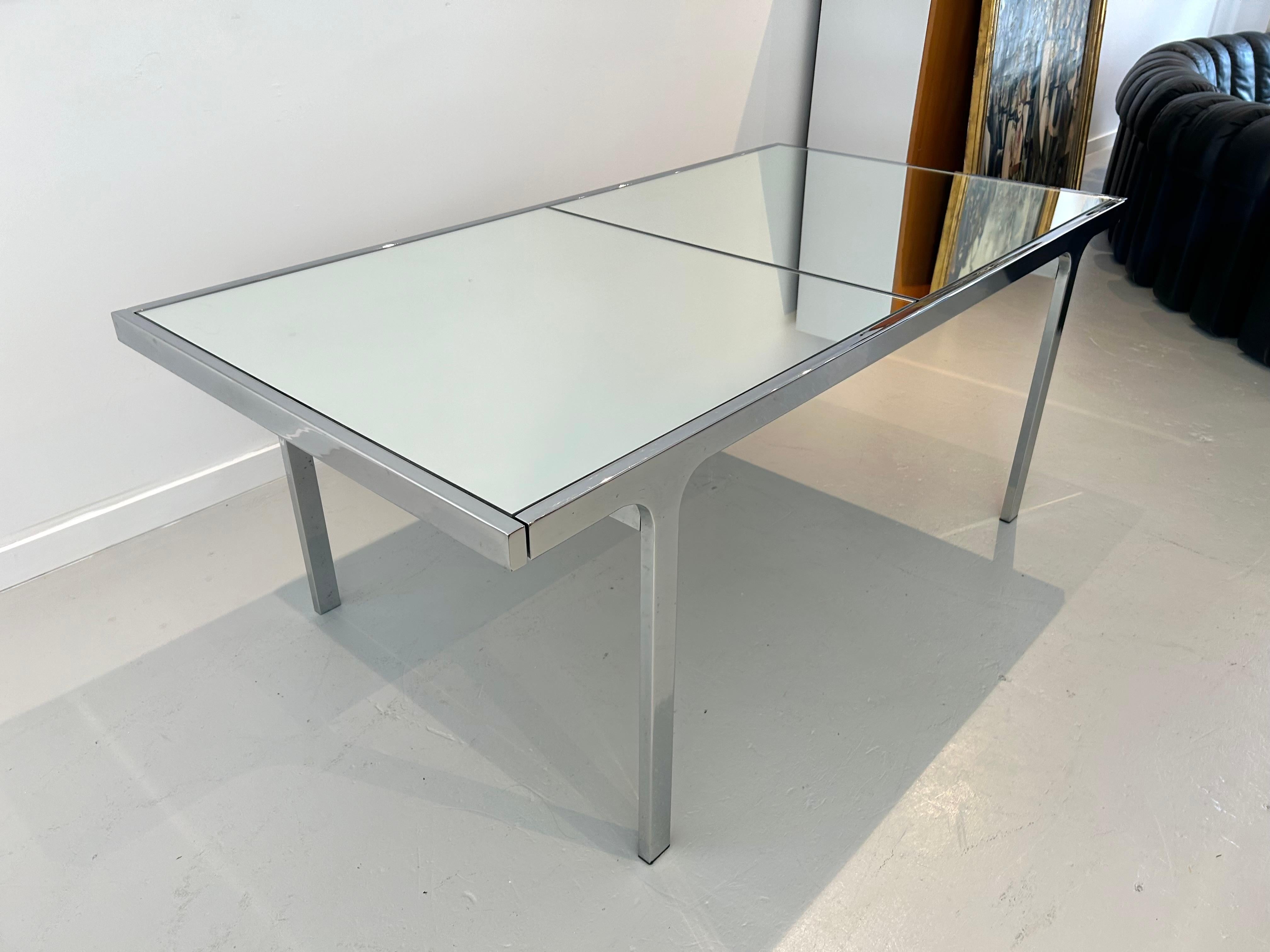 Newly Reupholstered Dining Set by Pierre Cardin with New Mirrored Tops For Sale 10