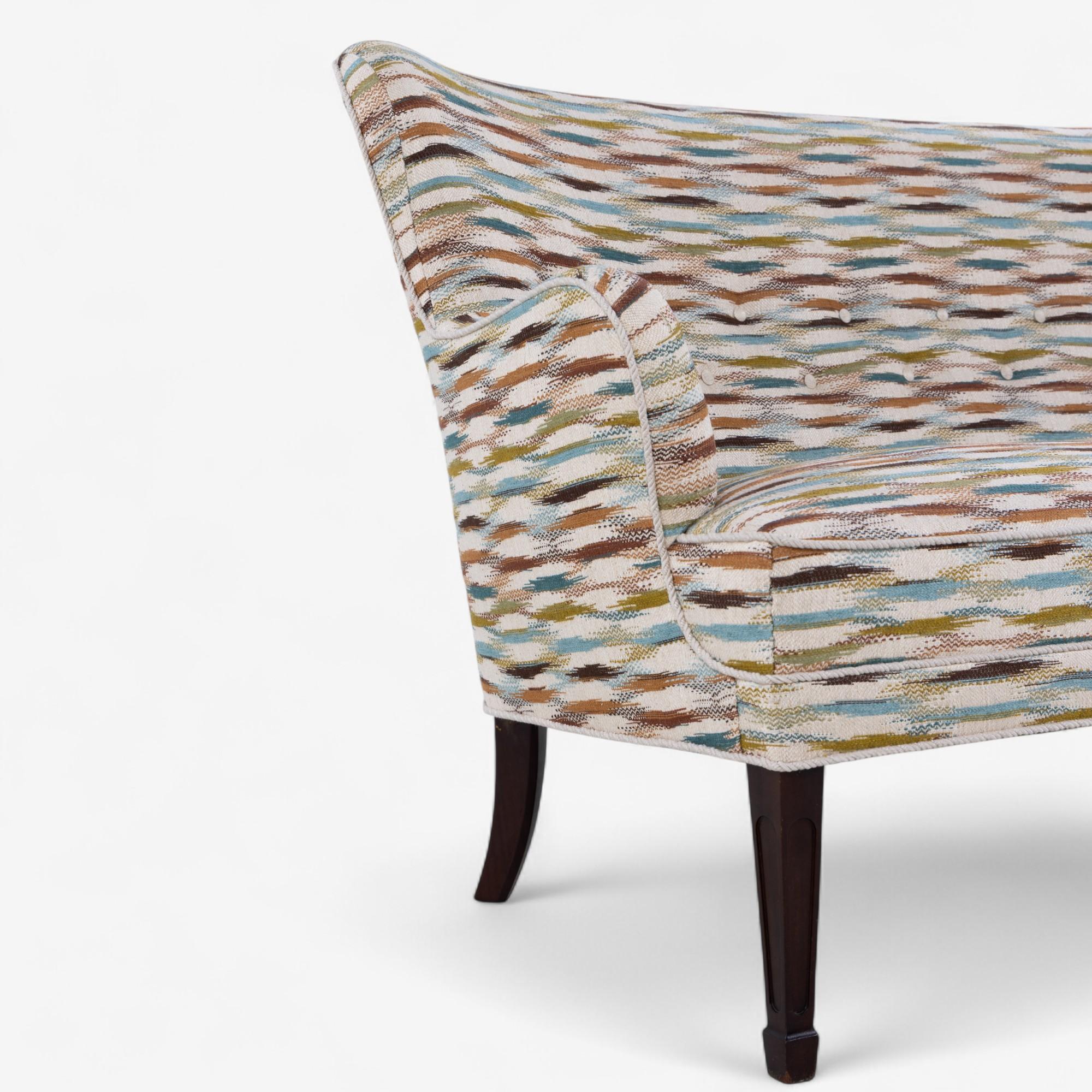 Newly upholstered 2-seater sofa in textile by Frits Henningsen For Sale 1
