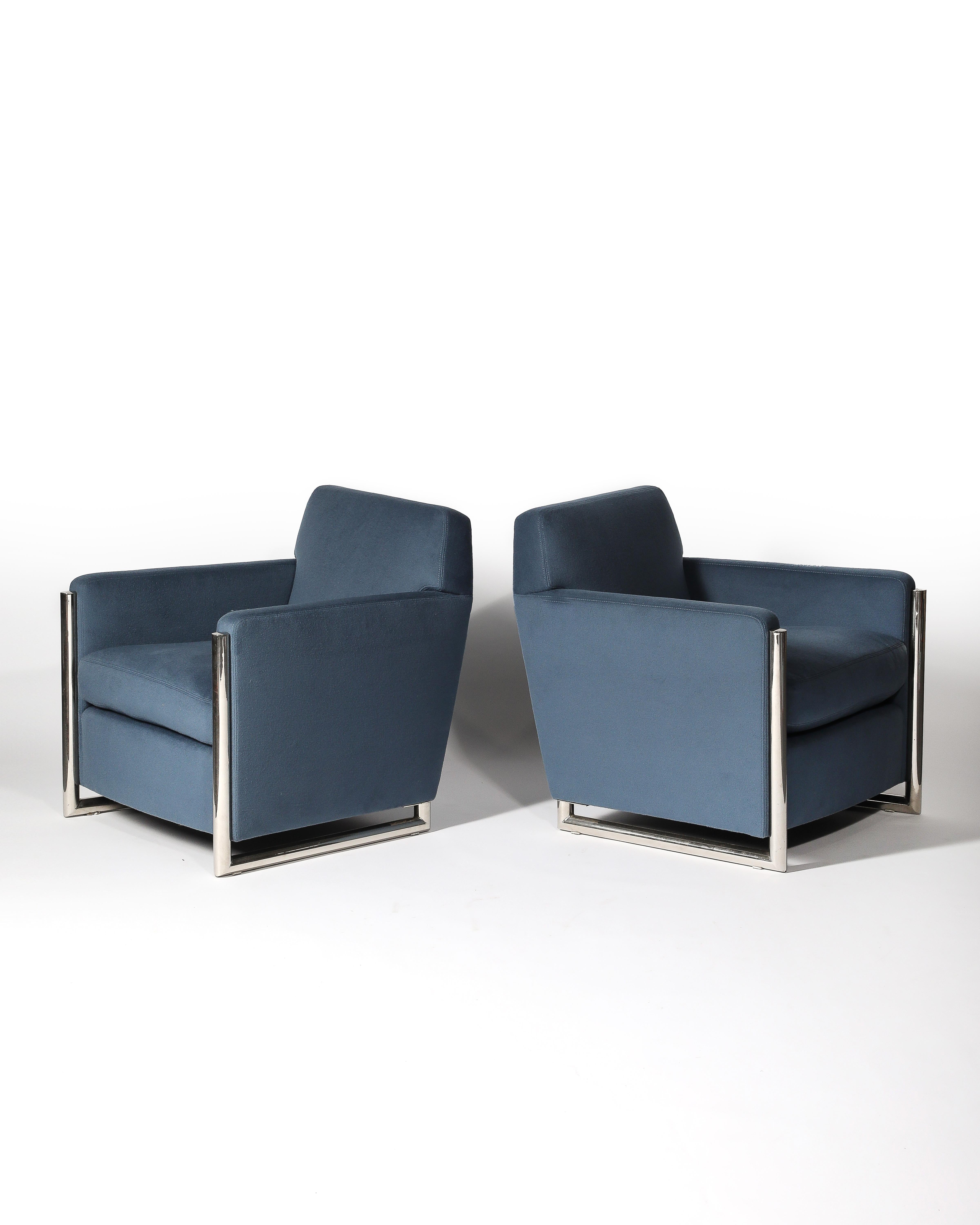 Newly Upholstered Alpaca and Steel Armchairs, Italy, c. 1960 For Sale 5